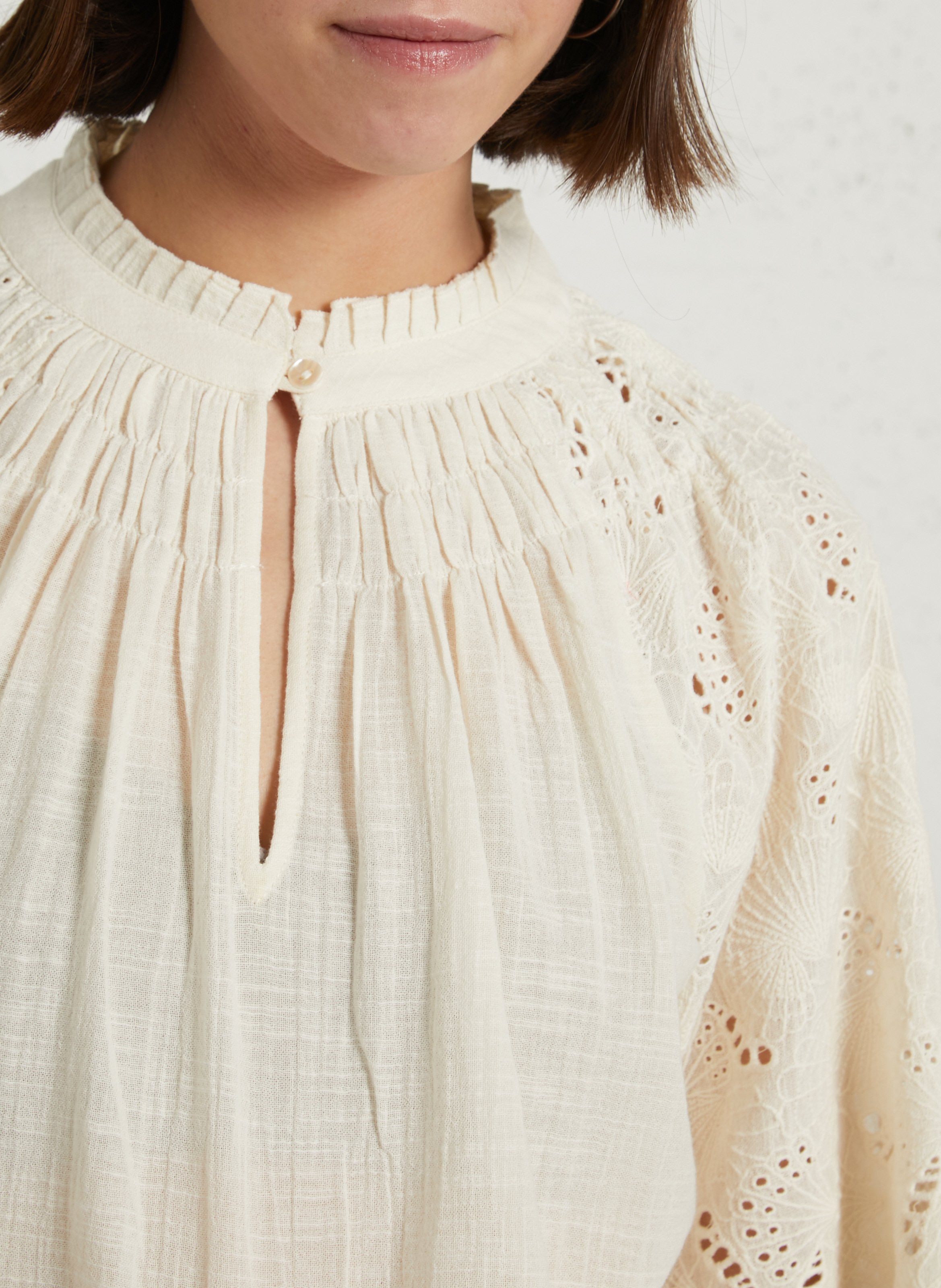 Straight high-neck embroidered cotton blouse MAISON 123 Beige