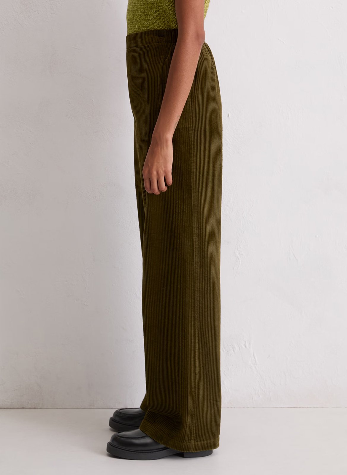 Pantalón de pana de talle alto MARC O'POLO Verde