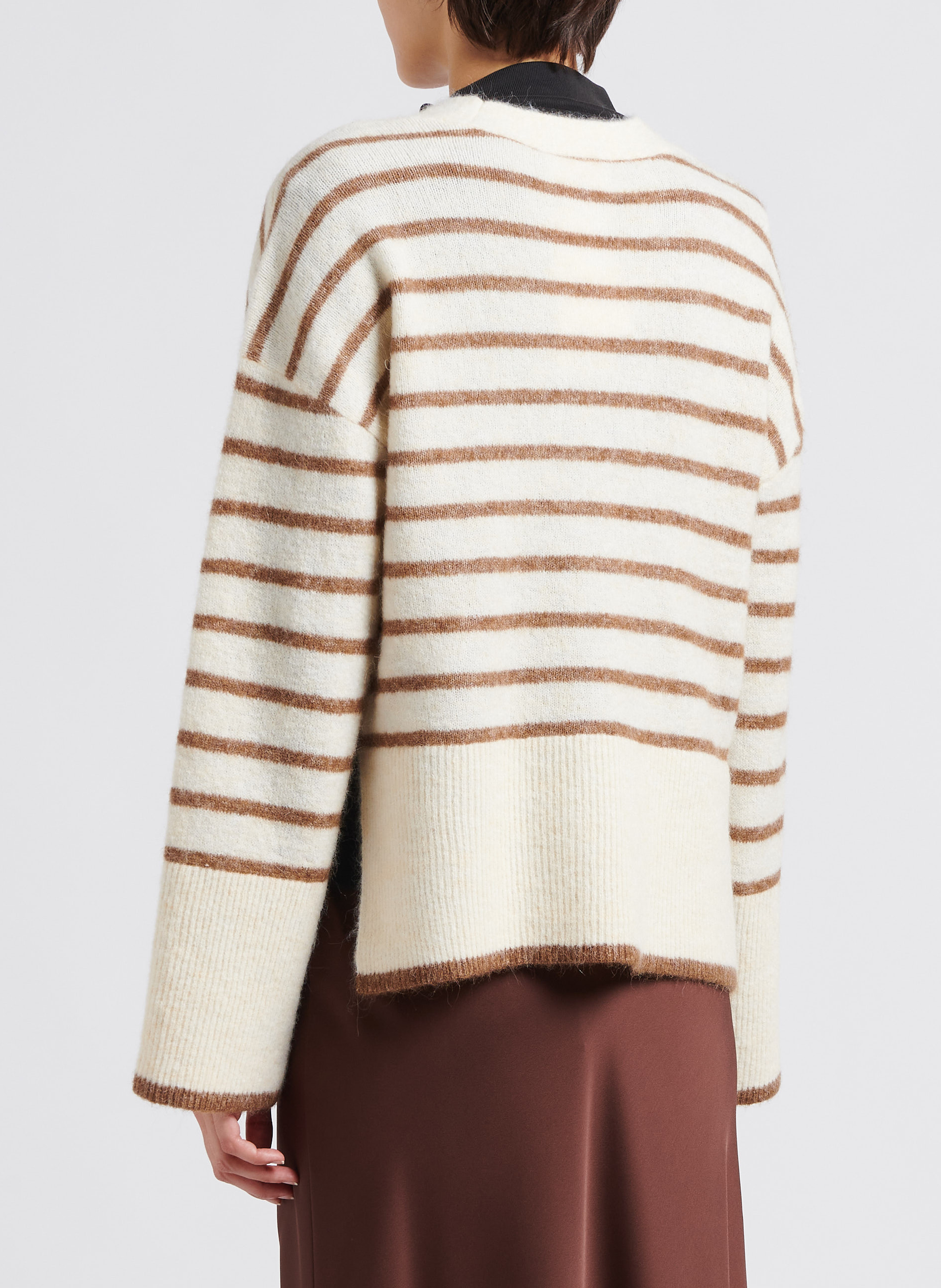 Gerade geschnittene Strickjacke mit V-Ausschnitt VILA Beige