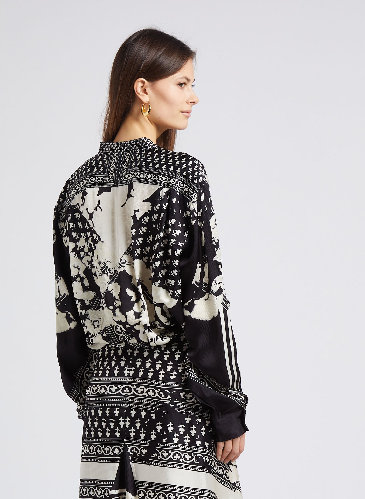 Loose-fit graphic print round-neck shirt MES DEMOISELLES Black