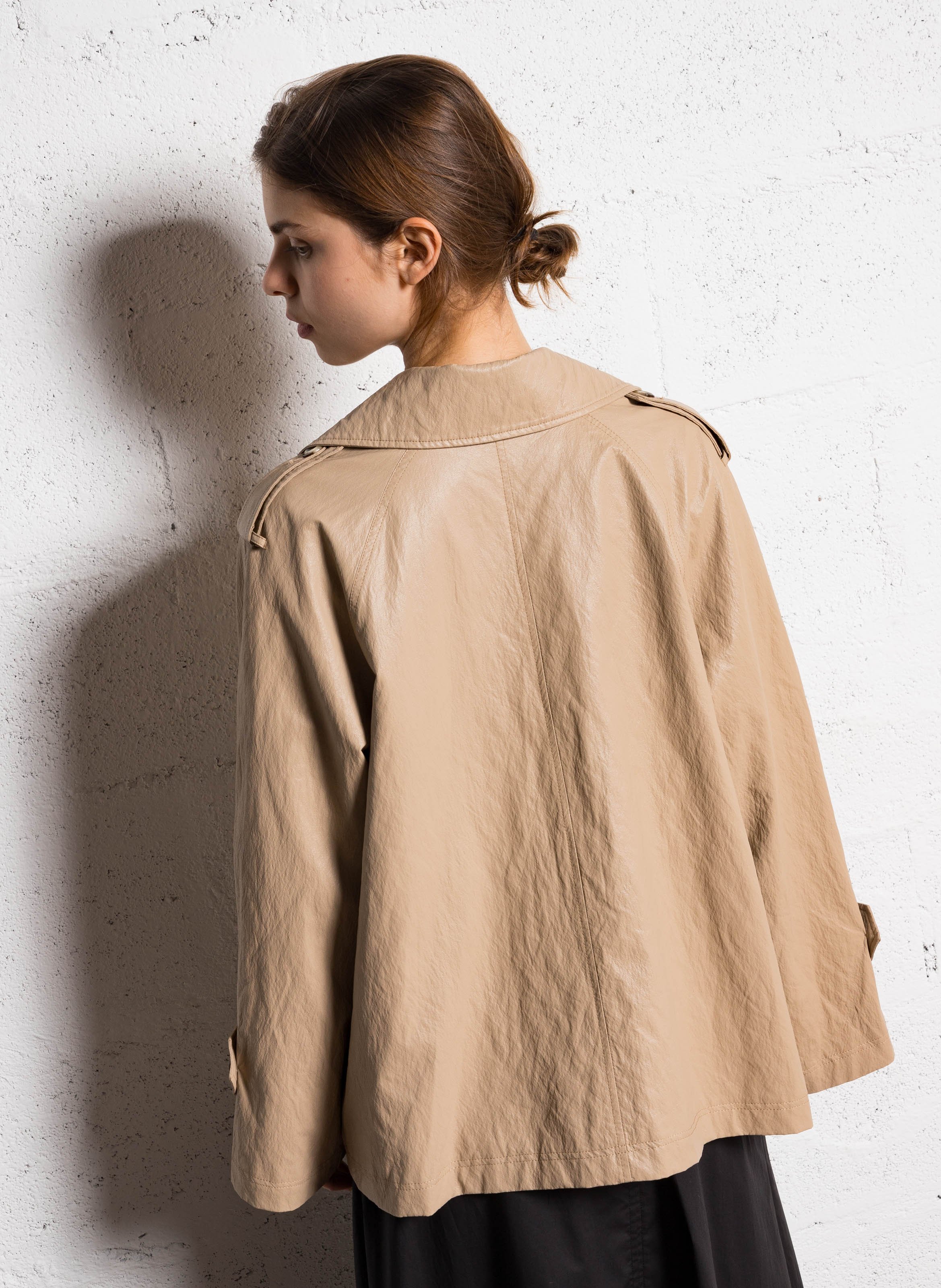 Short faux leather coat ATTIC AND BARN Beige
