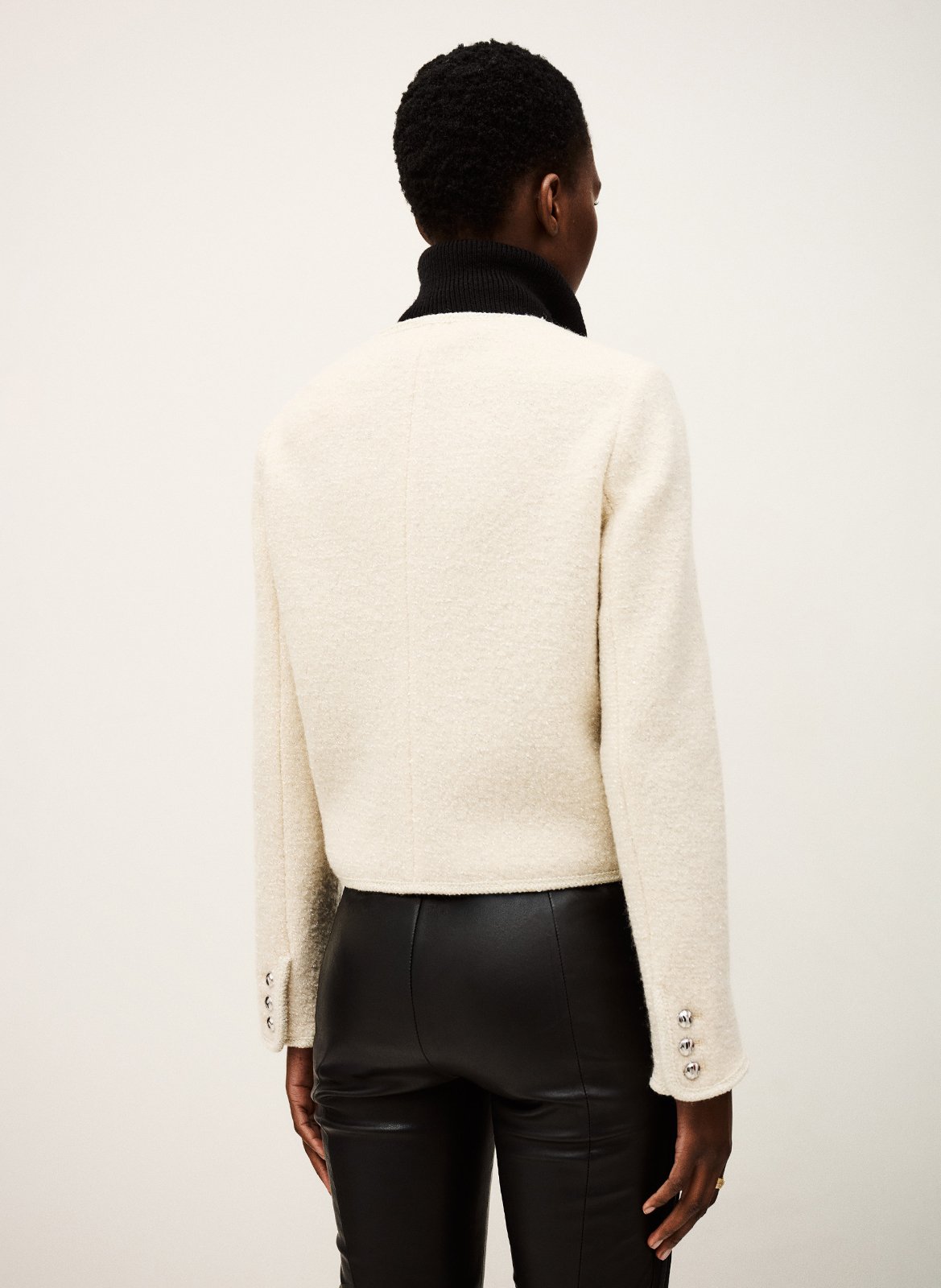 Veste courte boutonnée en maille bouclée BA&SH Beige