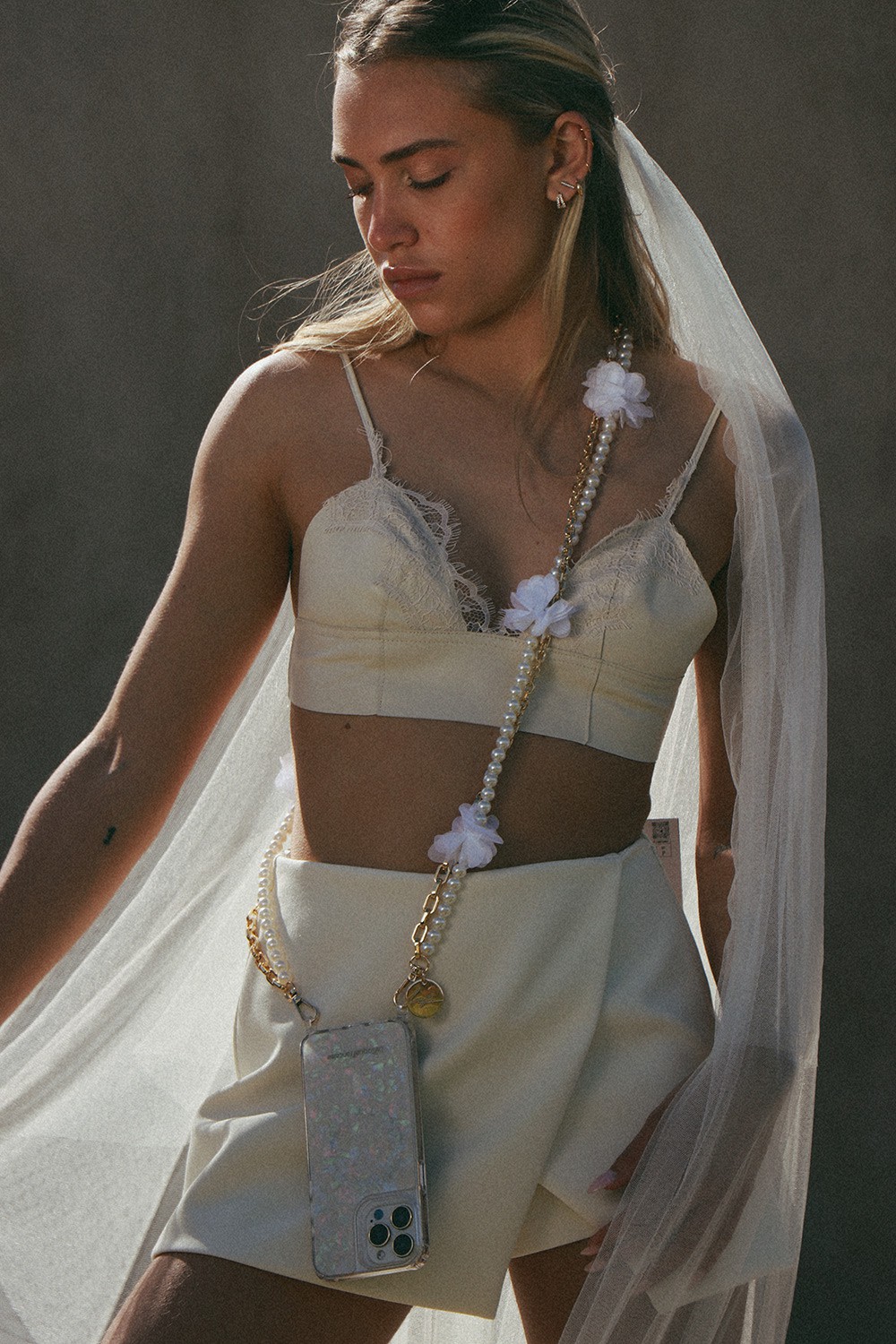 Beaded phone chain LA COQUE FRANCAISE White