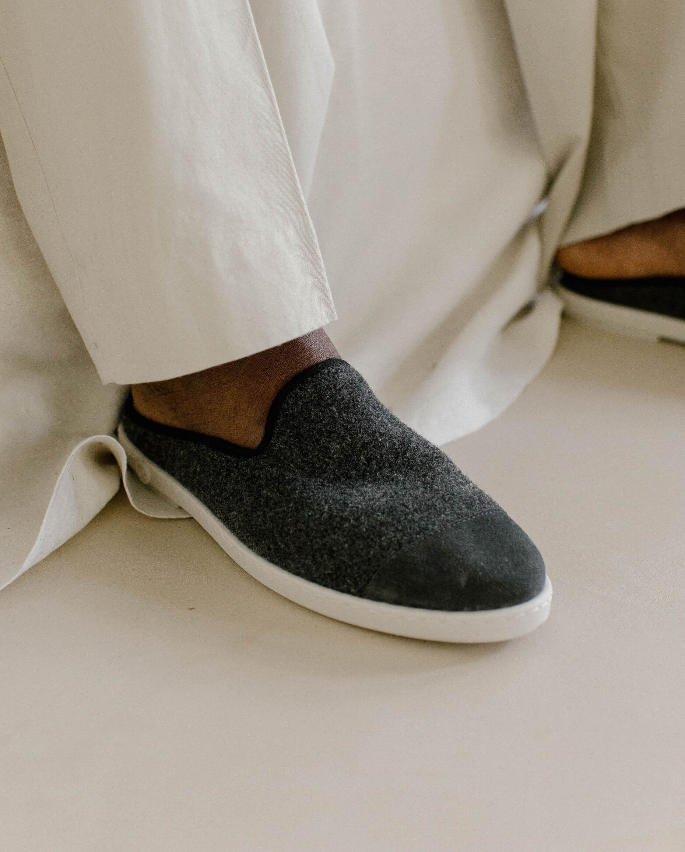 Mule homme laine, gris noir ANGARDE Gris