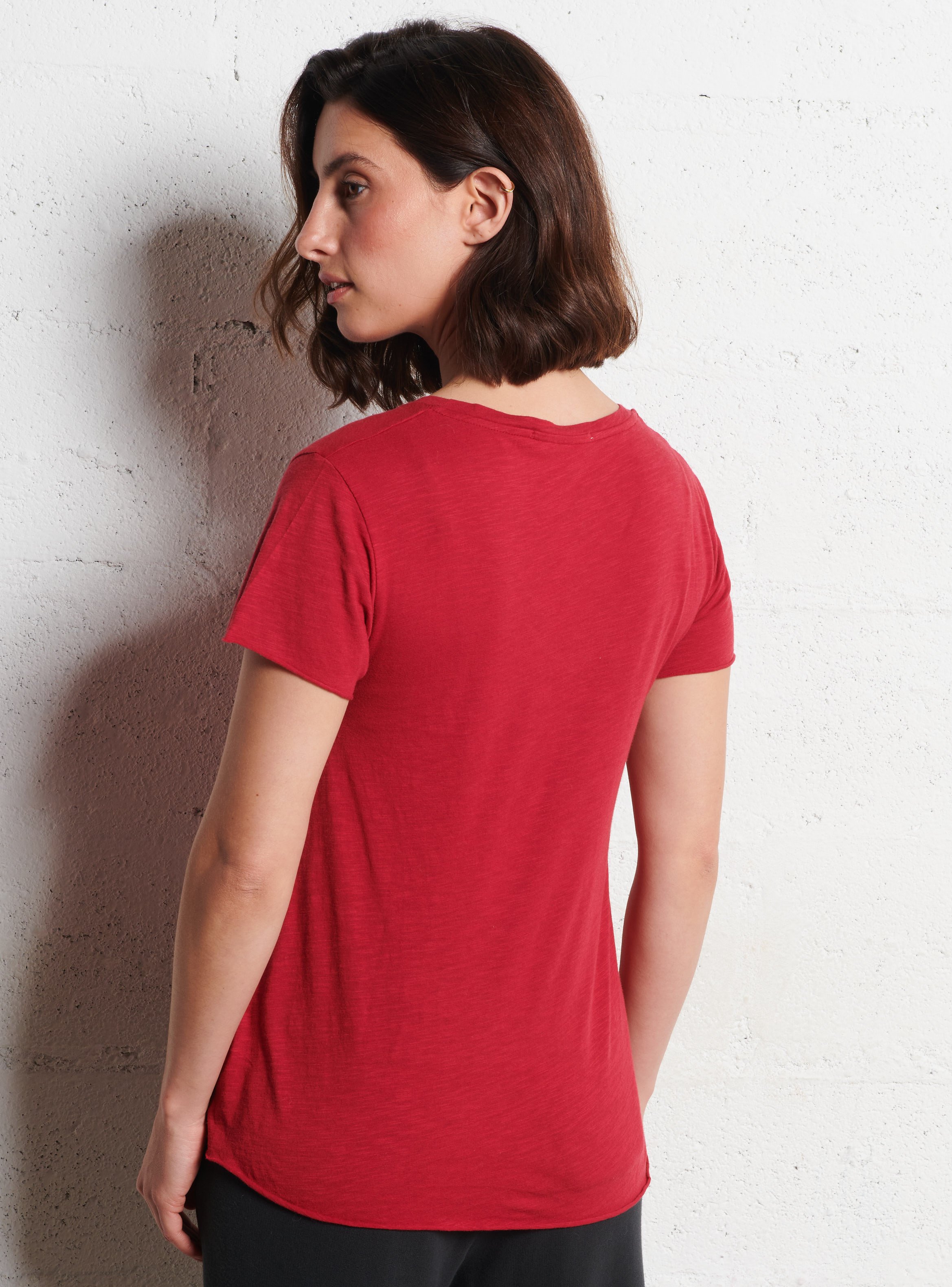 Recht T-shirt met V-hals | katoenblend AMERICAN VINTAGE Rood