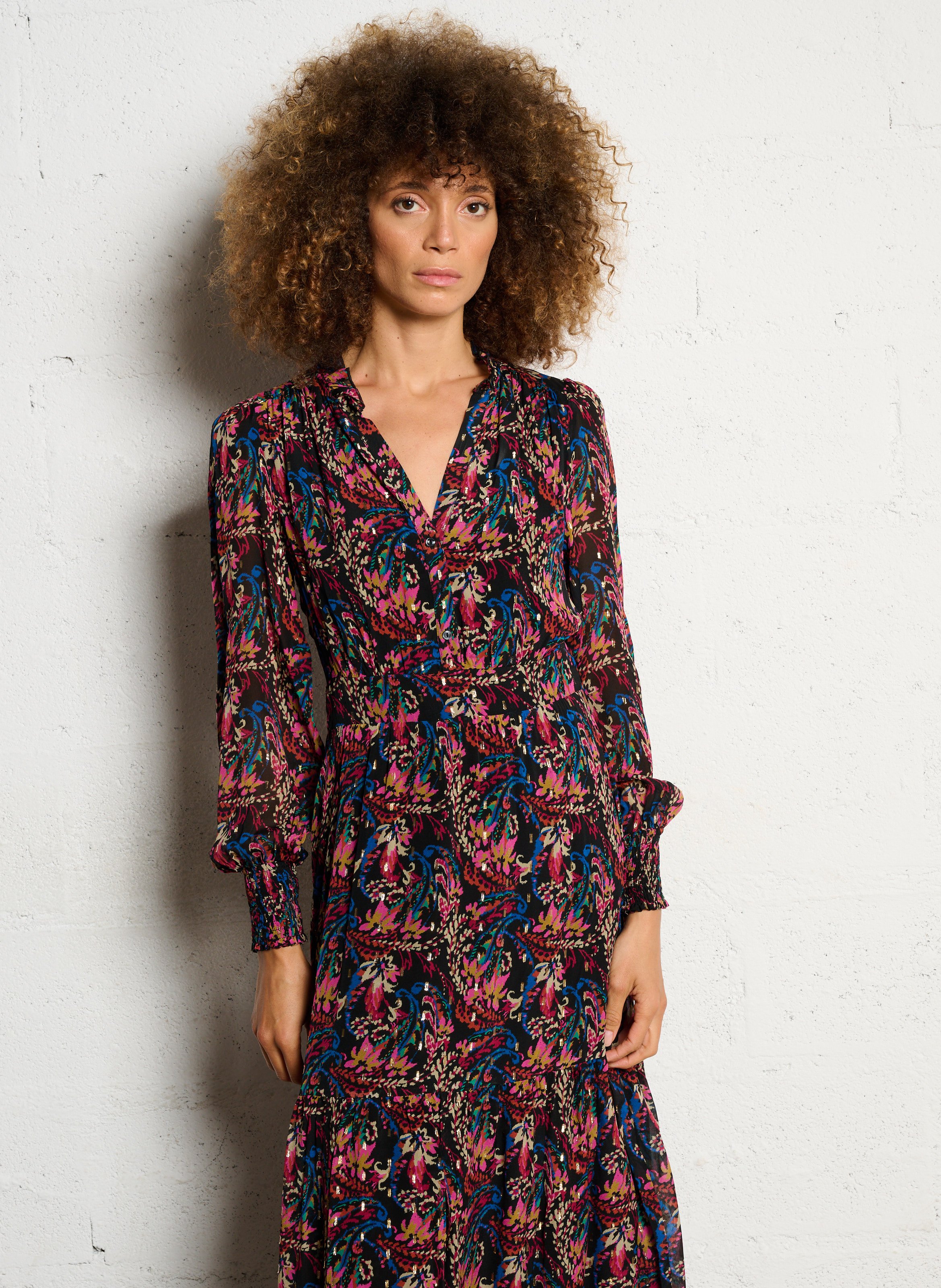 Robe longue fluide imprimée à volants BERENICE Multicolore