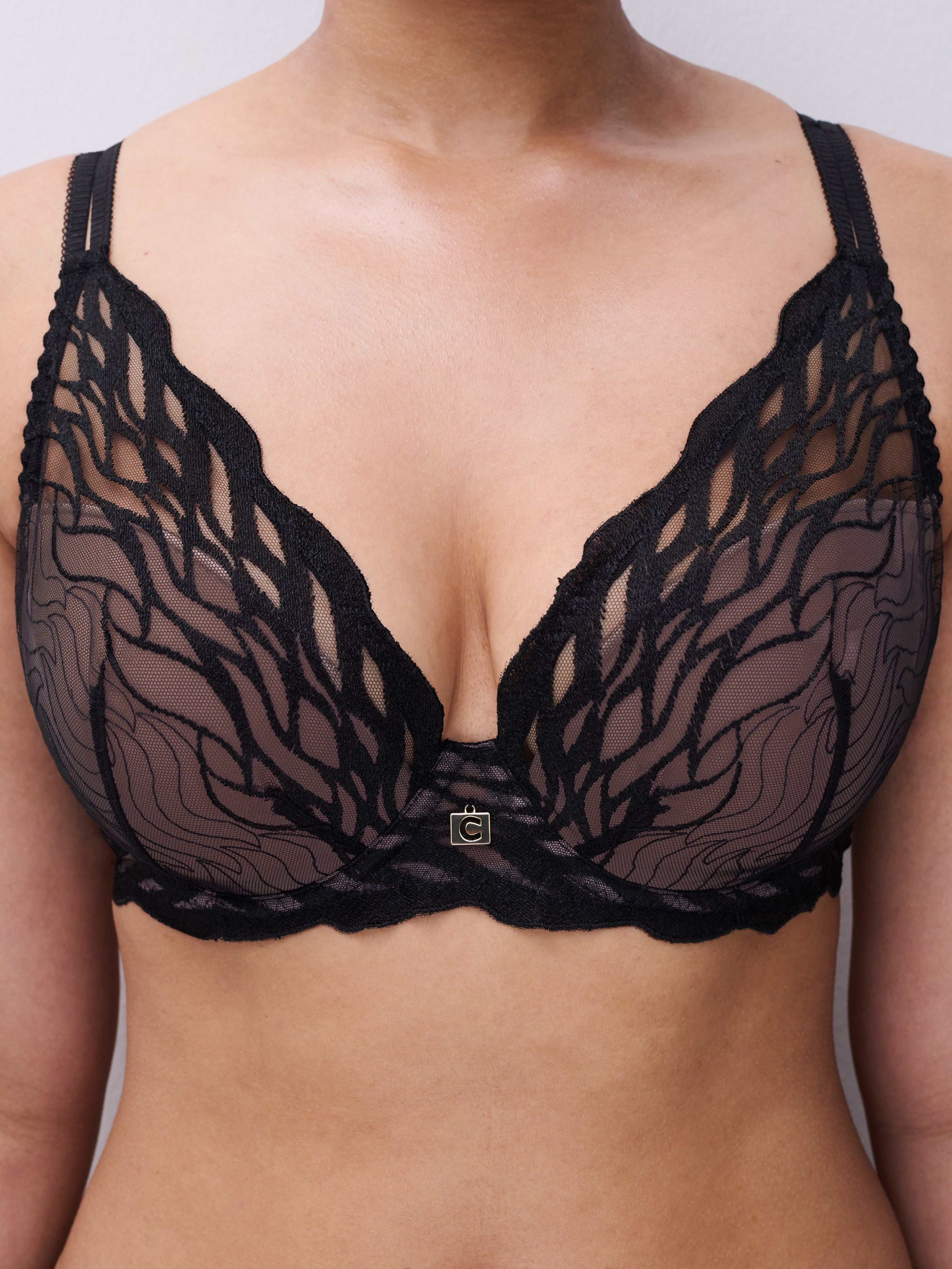 Plunging padded bra with embroidery CHANTELLE Black
