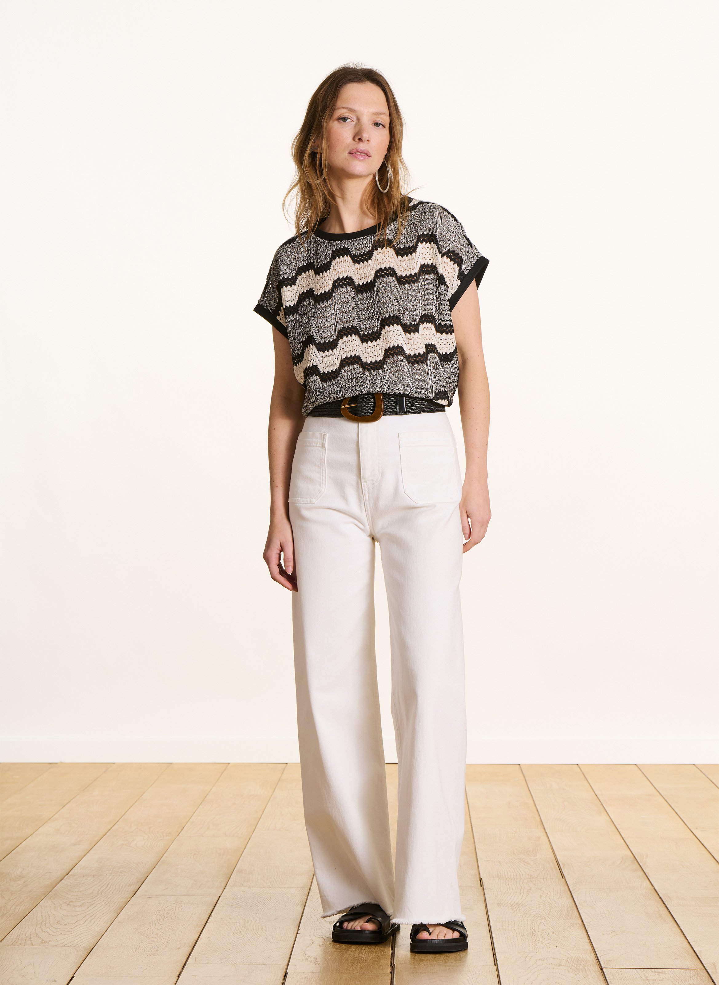 Weiter Pullover mit Rundhalsausschnitt LA FEE MARABOUTEE Schwarz