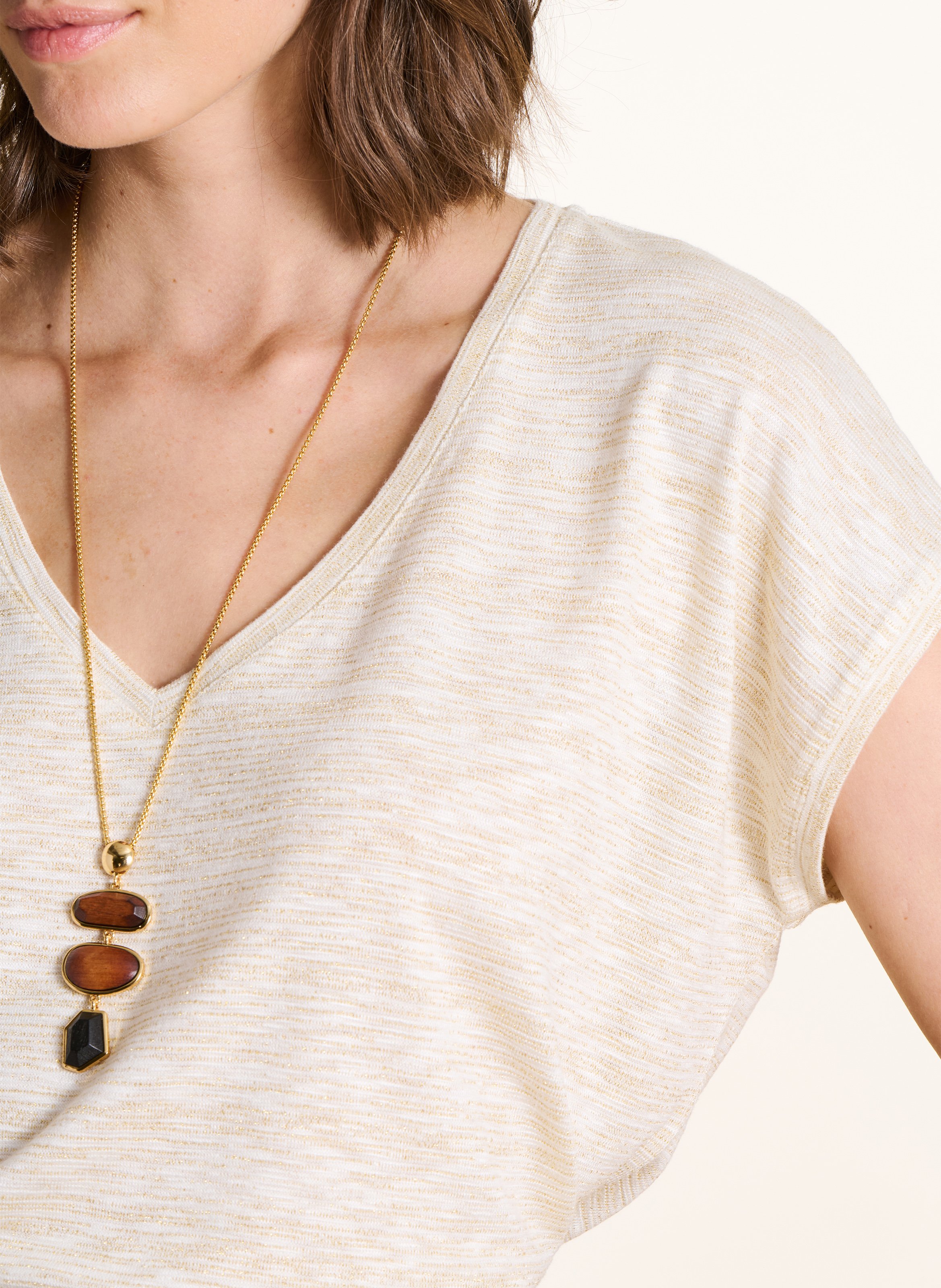 Short-sleeved V-neck sequined T-shirt LA FEE MARABOUTEE White