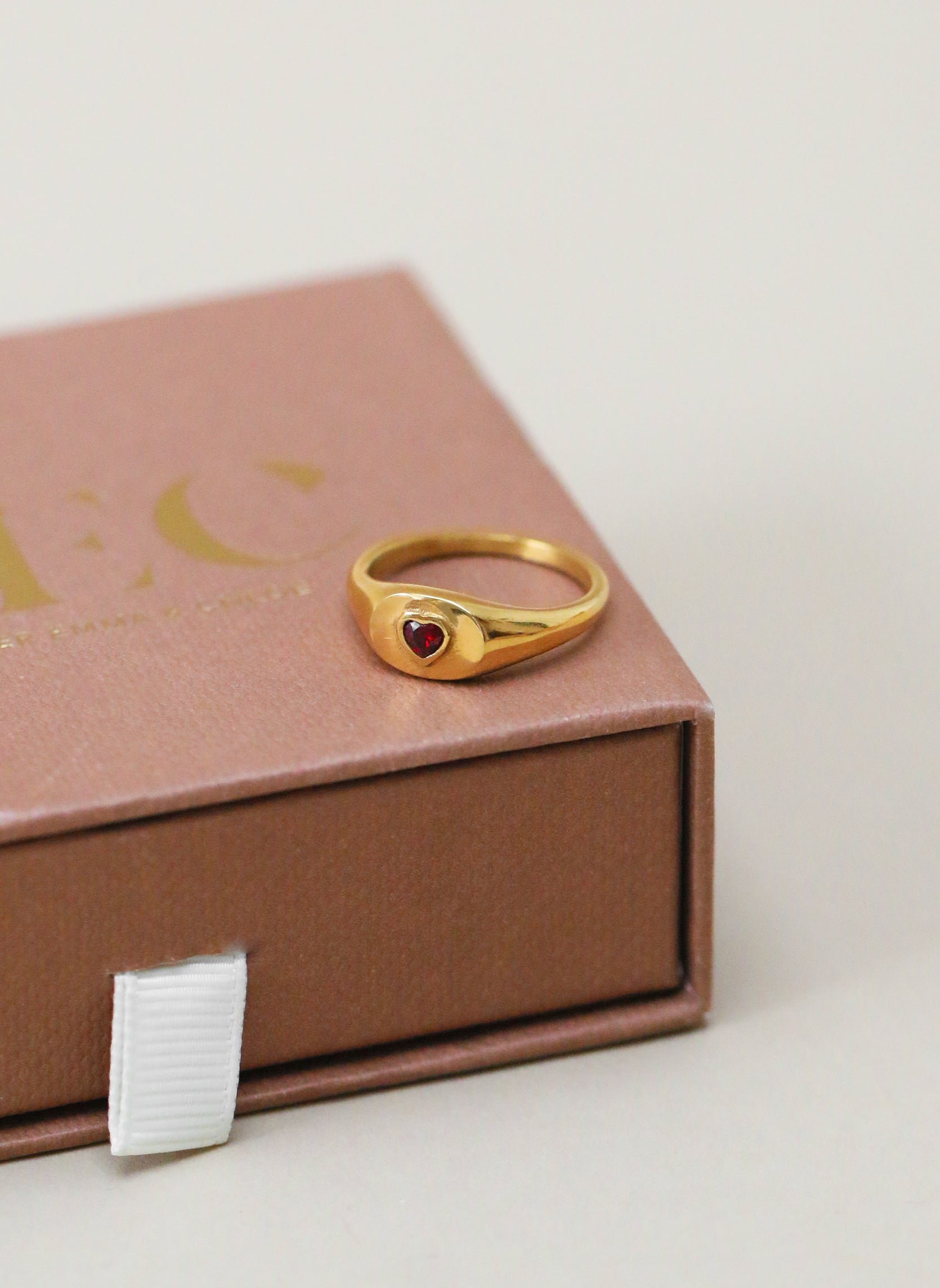 Fine Marina Ring AEC Paris Golden