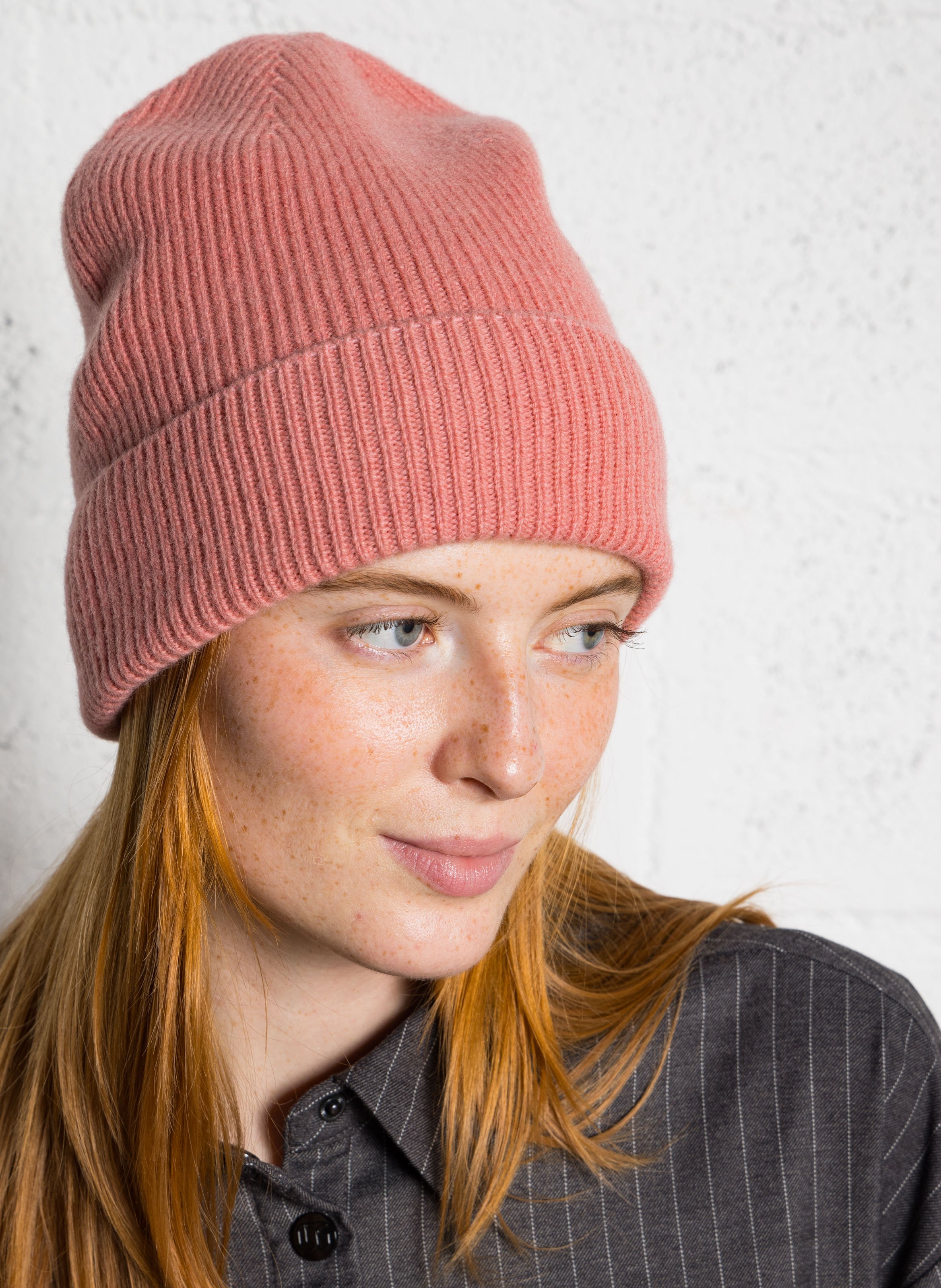 Bonnet en laine et cachemire CEZEMBRE Rose