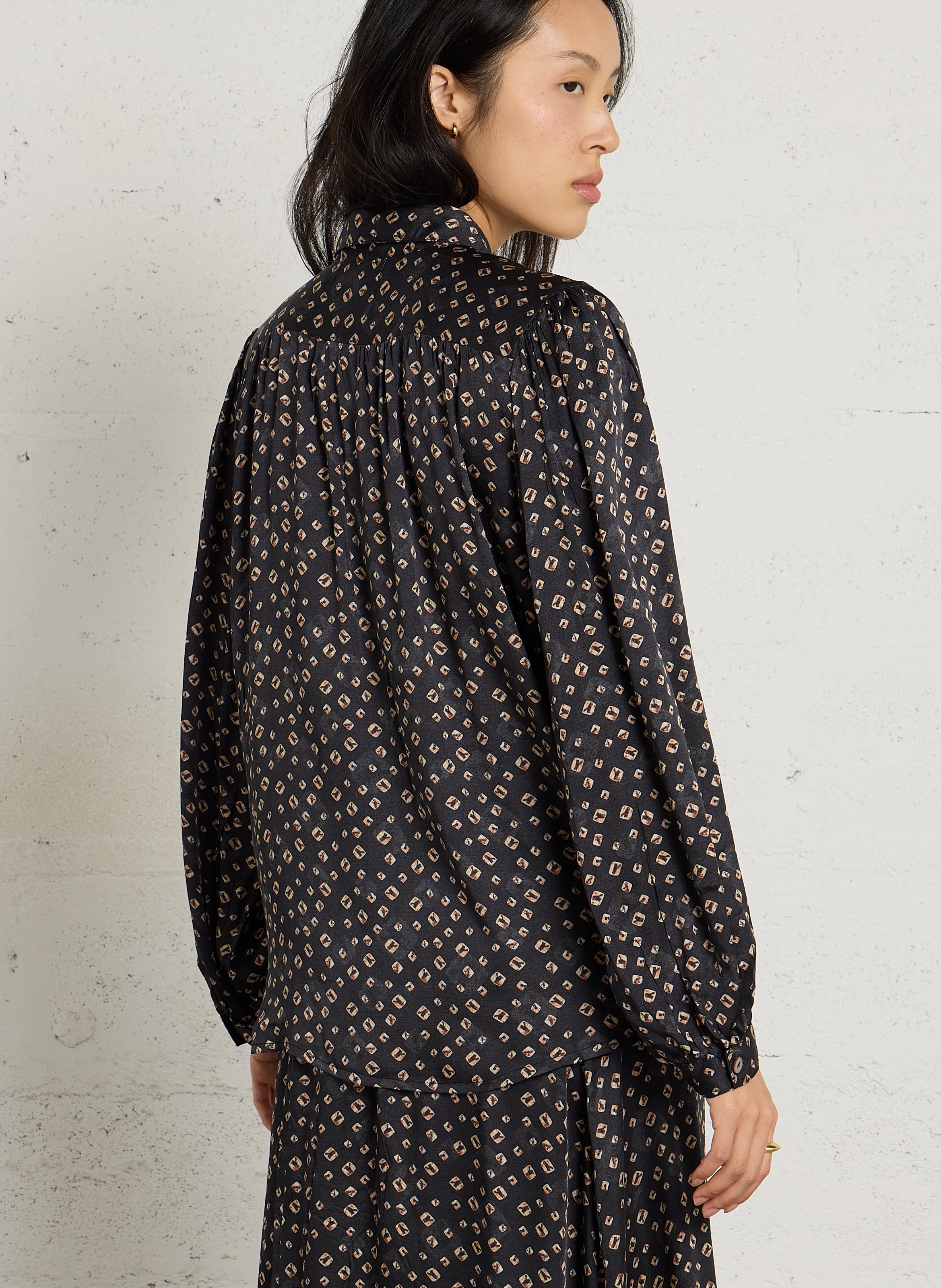 Ruimvallende blouse met patroon MAISON HOTEL Bruin