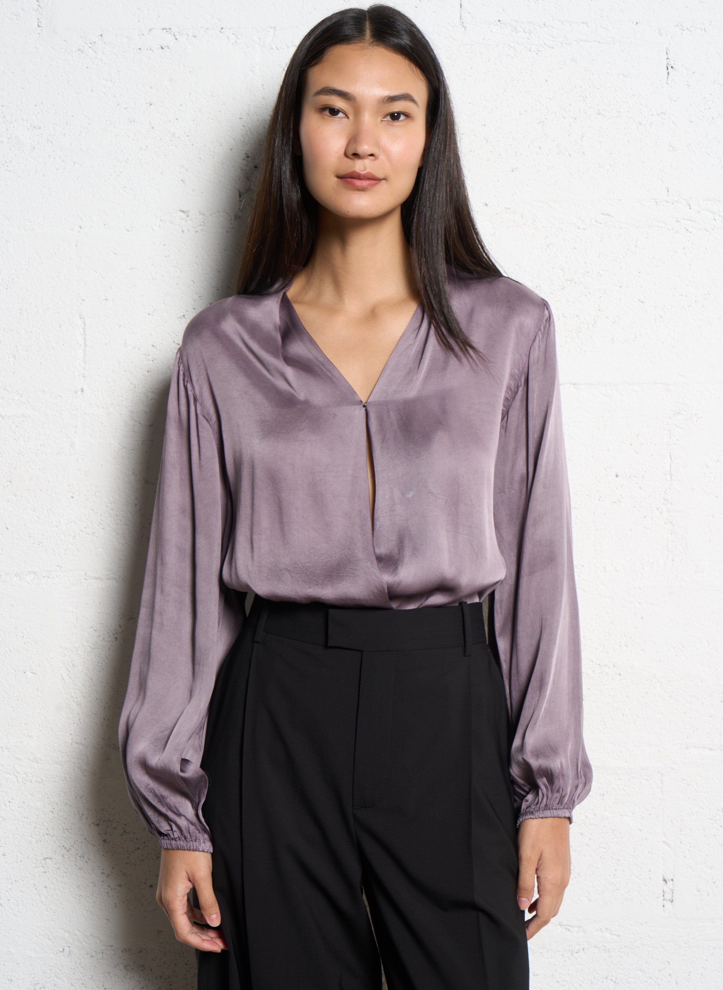 Fluid V-neck blouse MES DEMOISELLES Purple