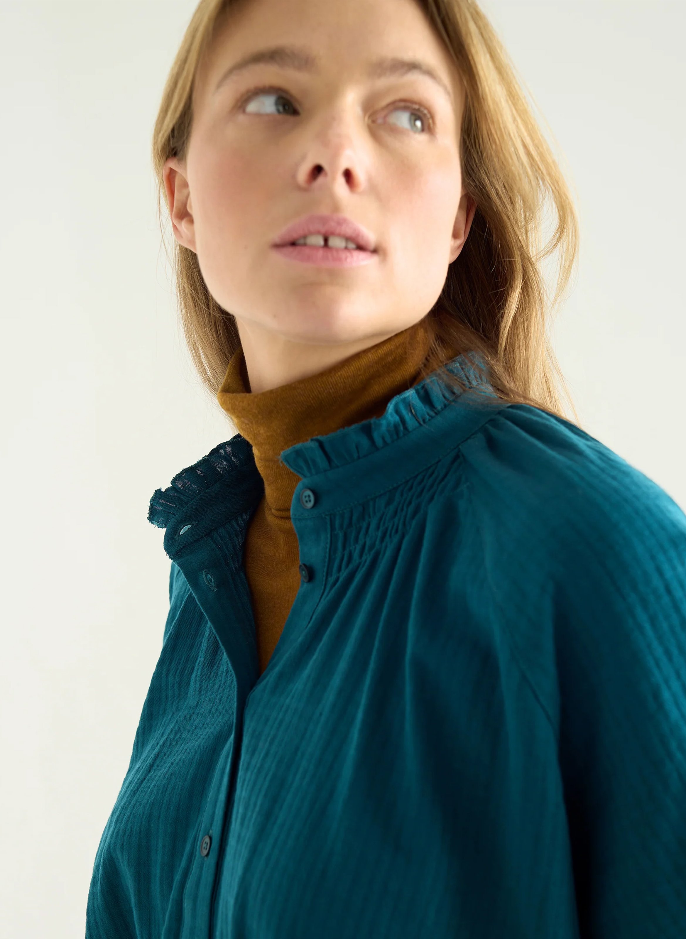 Alexandra - Plumetis-Bluse ACOTE Grun