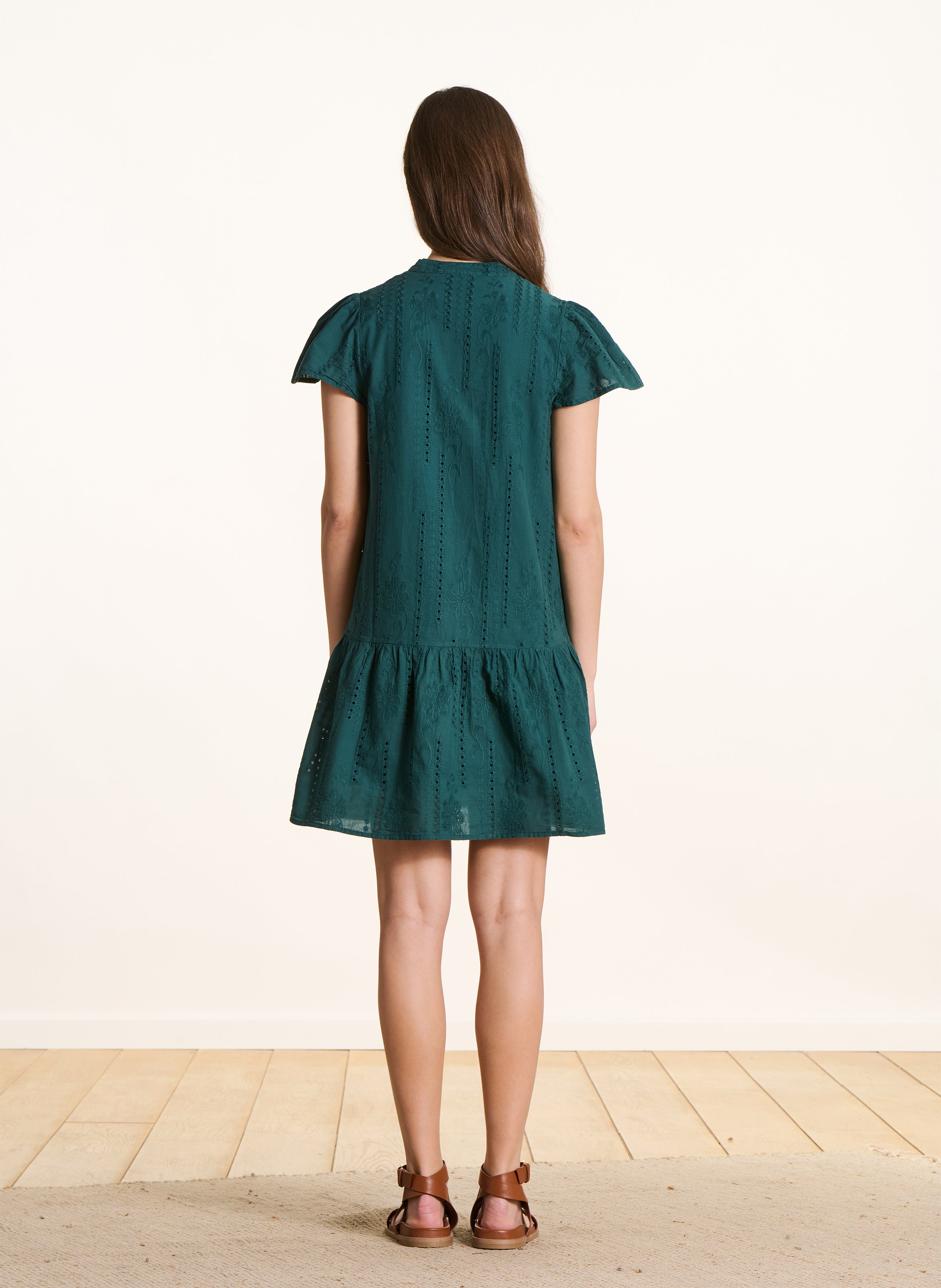 Robe courte en broderie anglaise  LA FEE MARABOUTEE Vert