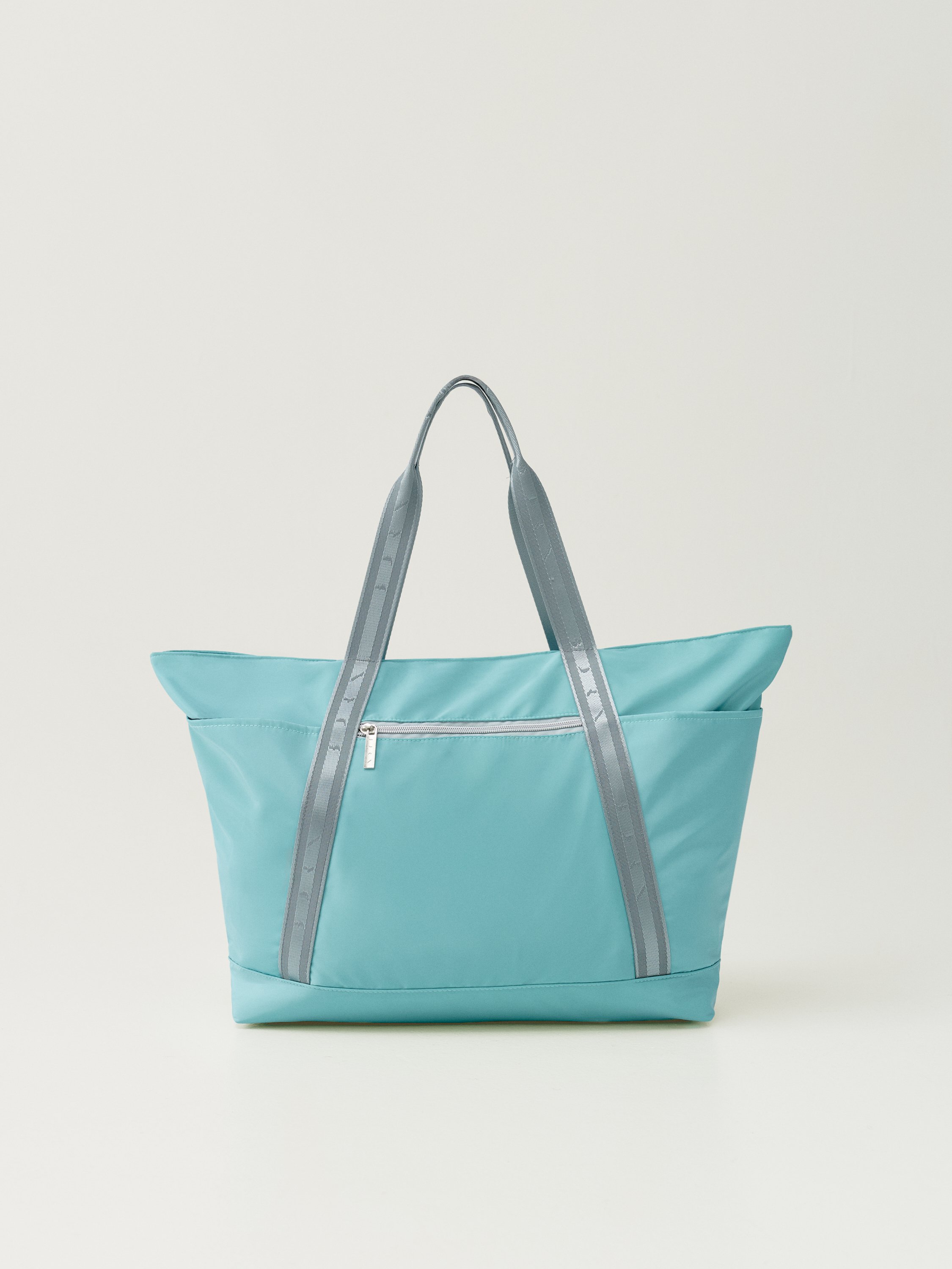 Large capacity outdoor sports bag BORN Green
