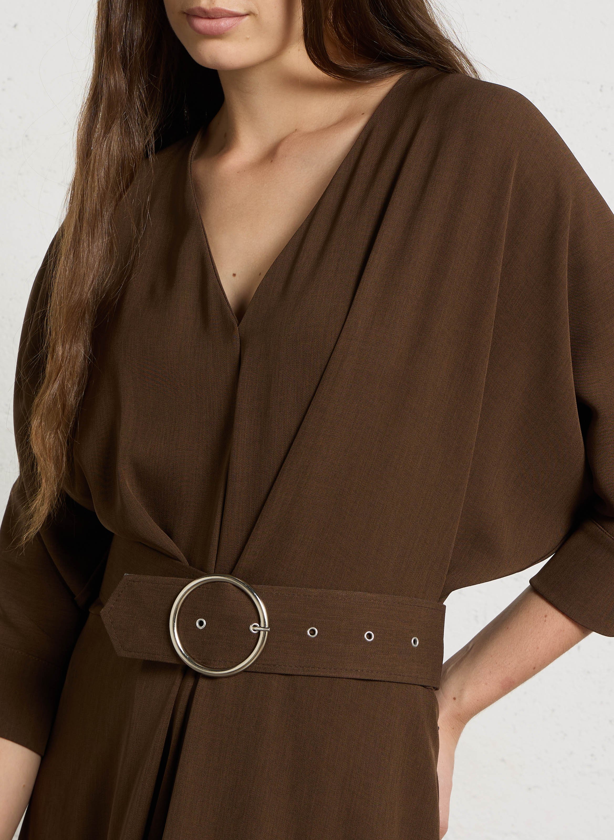 Robe longue fluide à ceinture IMPERIAL Marron