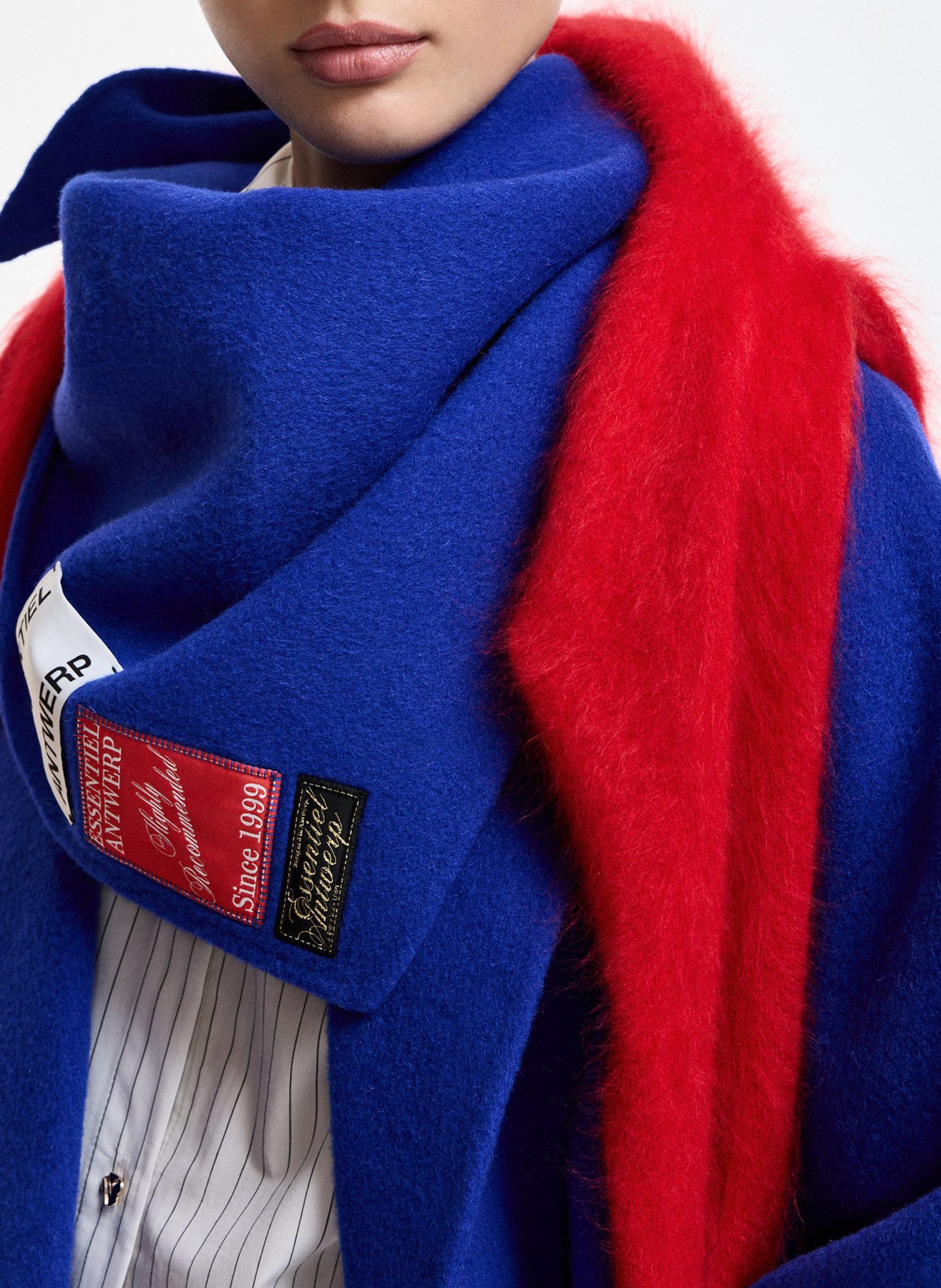 Abrigo oversize de lana y cachemira ESSENTIEL ANTWERP Azul