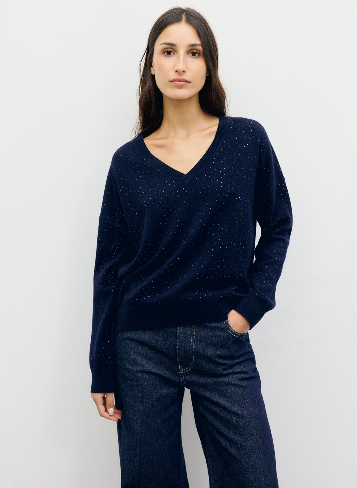 Pull droit col v à strass en laine GERARD DAREL Bleu