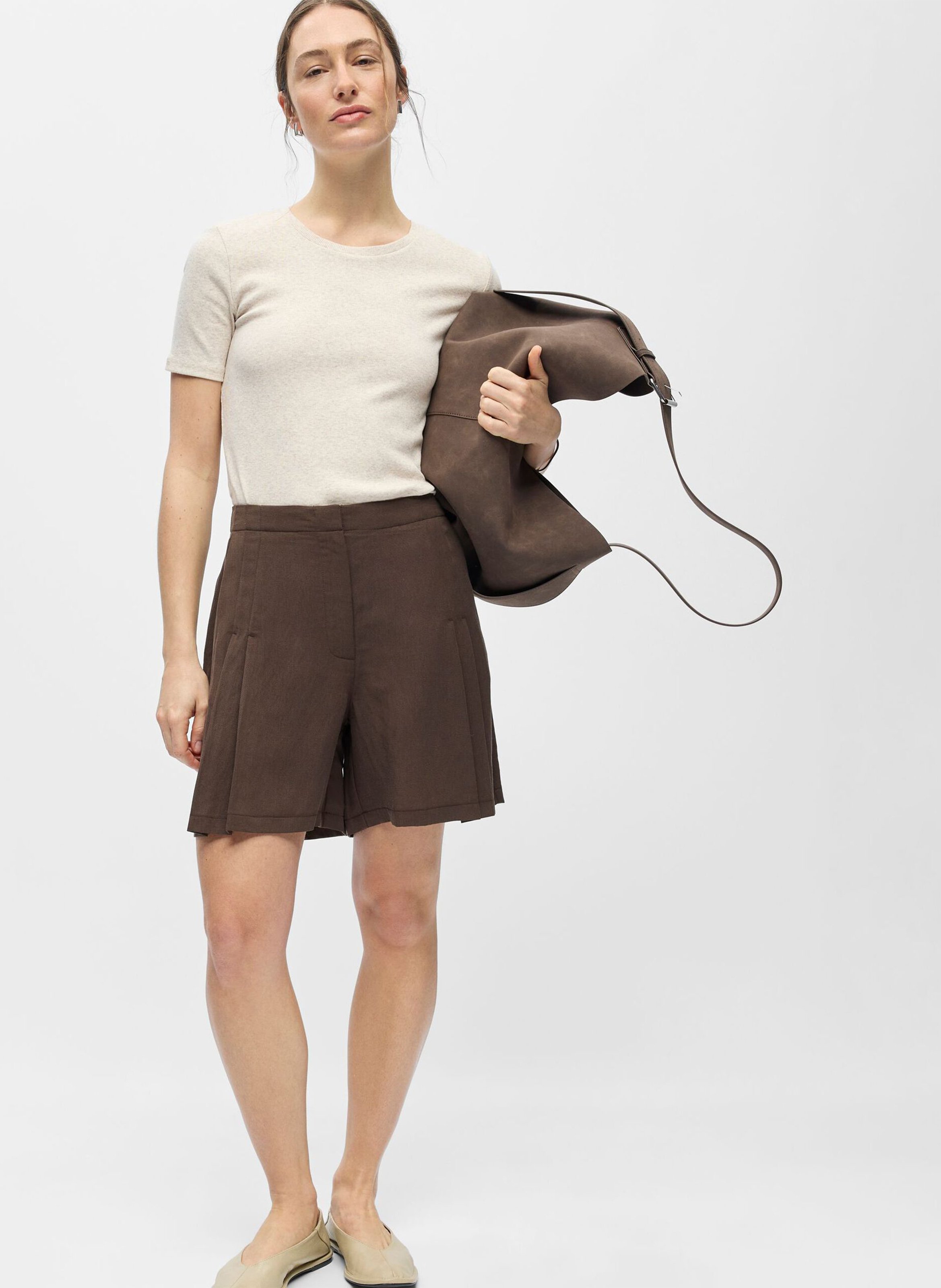 Gerad geschnittene Shorts OBJECT Braun