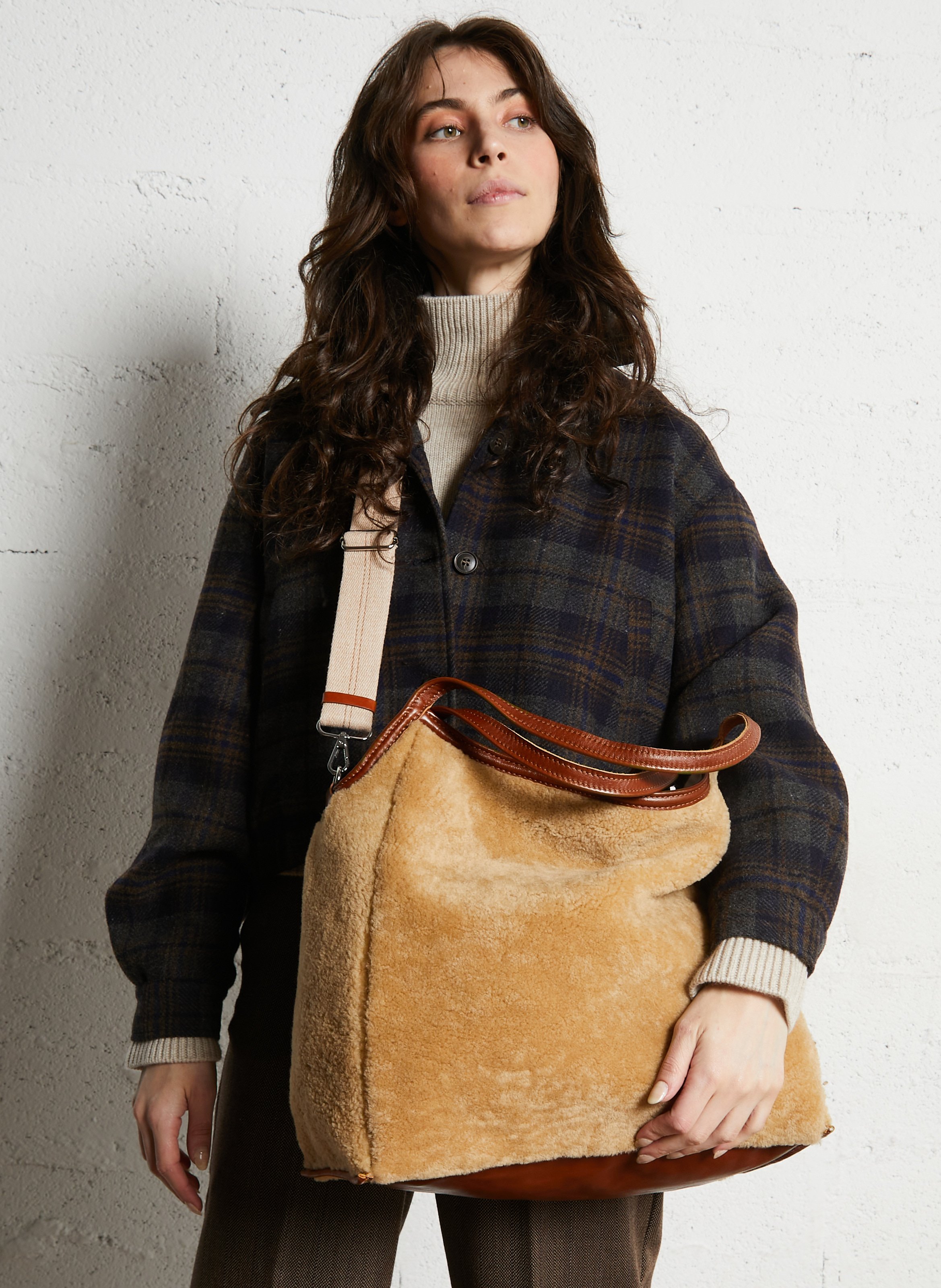 Weiche Shopper-Tasche aus Kunstpelz BELLEROSE Beige