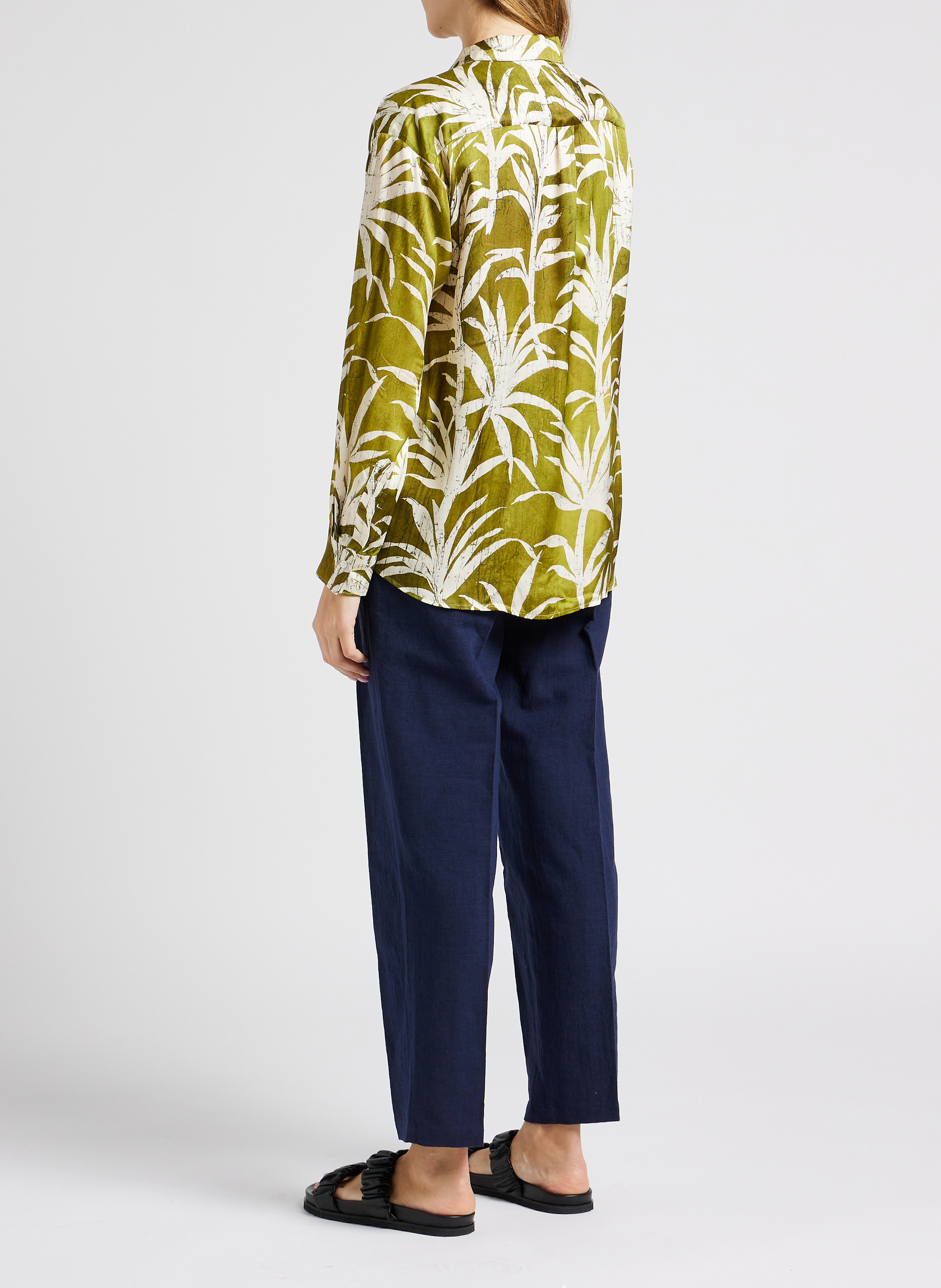 Loose-fit shirt with classic collar HARTFORD Khaki