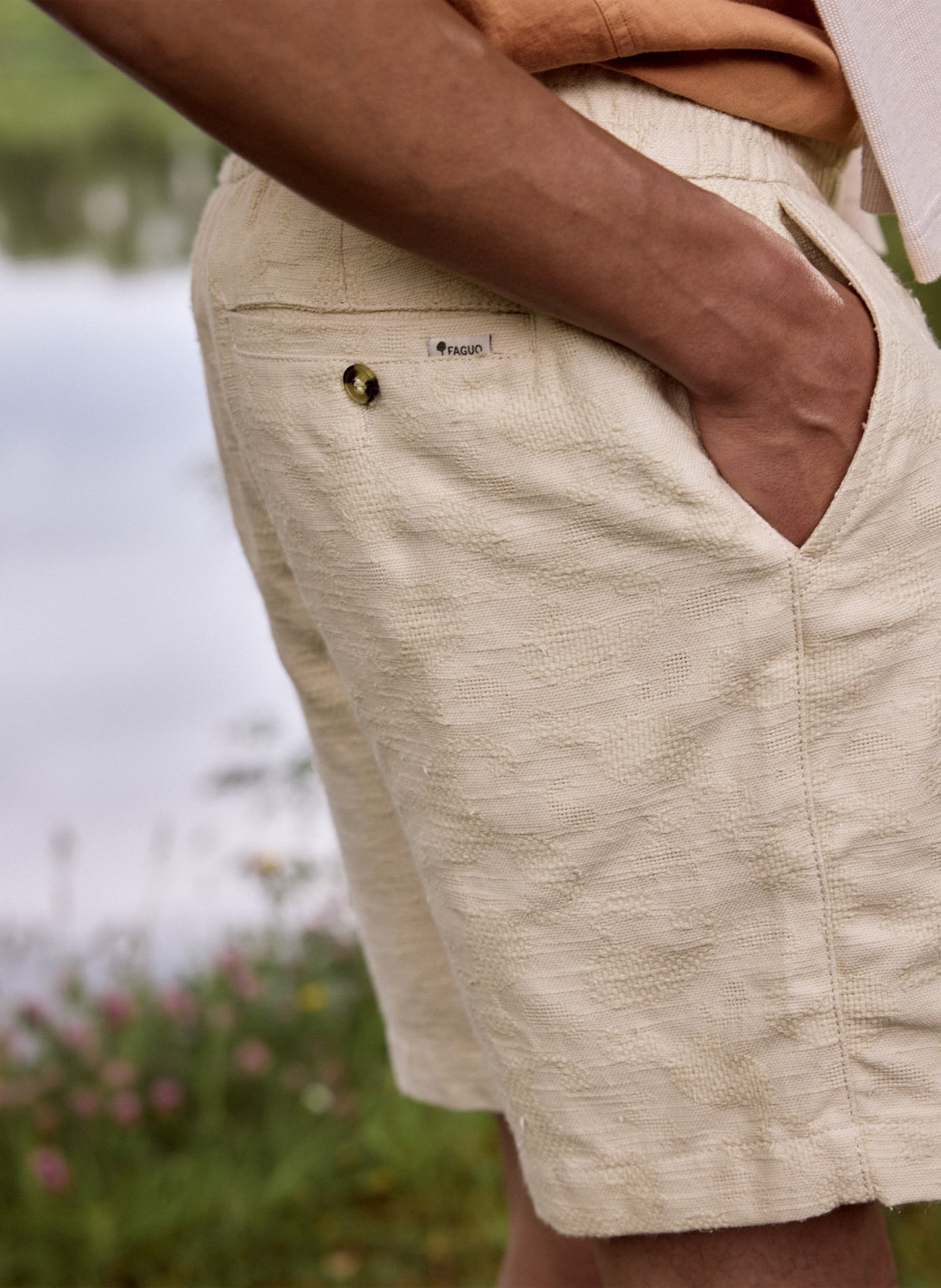 Short droit en coton mélangé FAGUO Beige