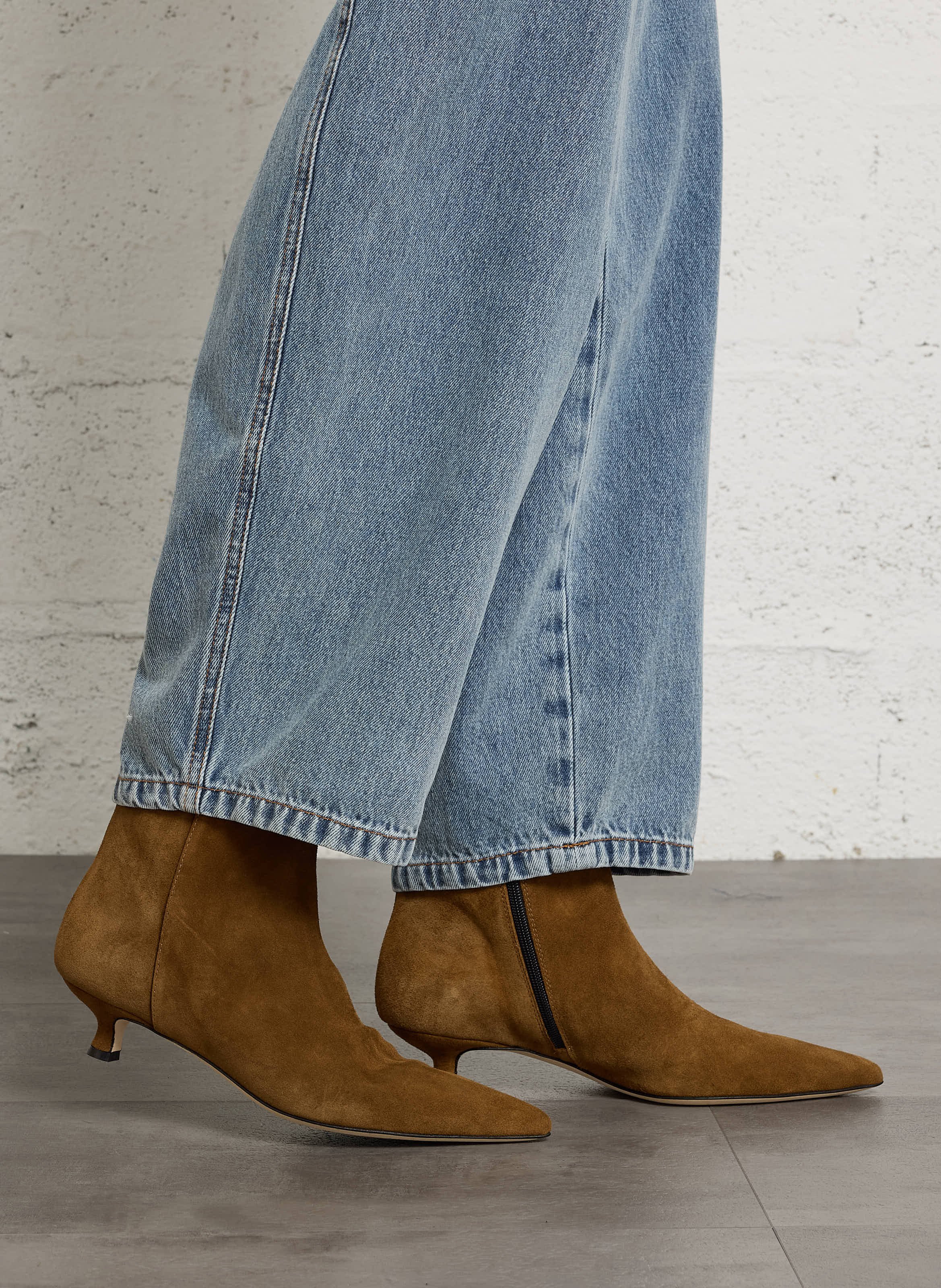 Pat suede ankle boots ODARE Brown