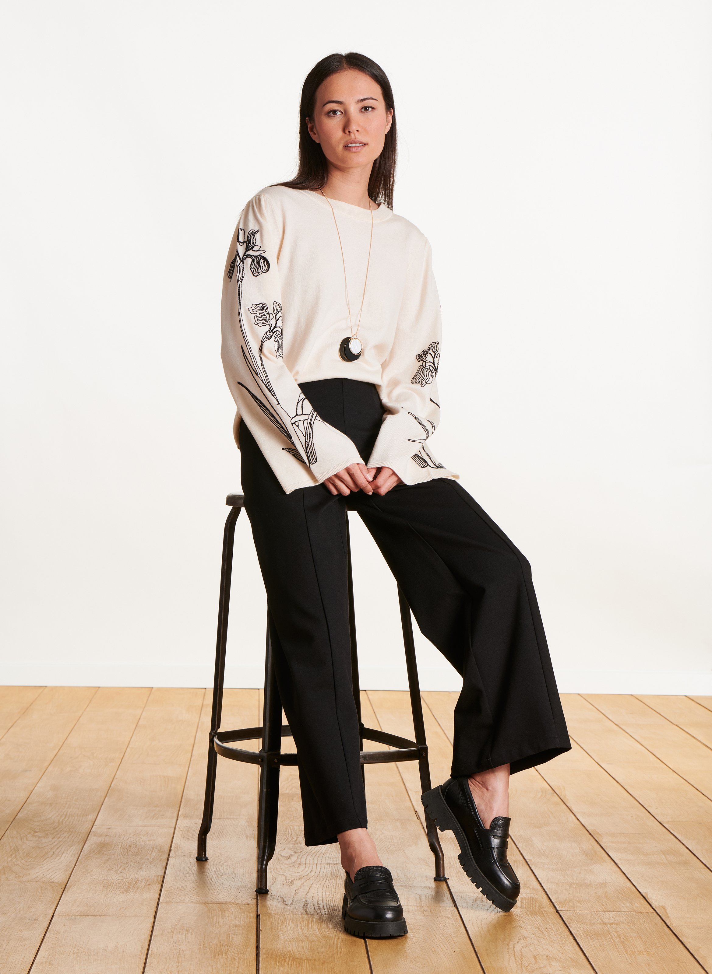 Cropped straight-leg pants LA FEE MARABOUTEE Black