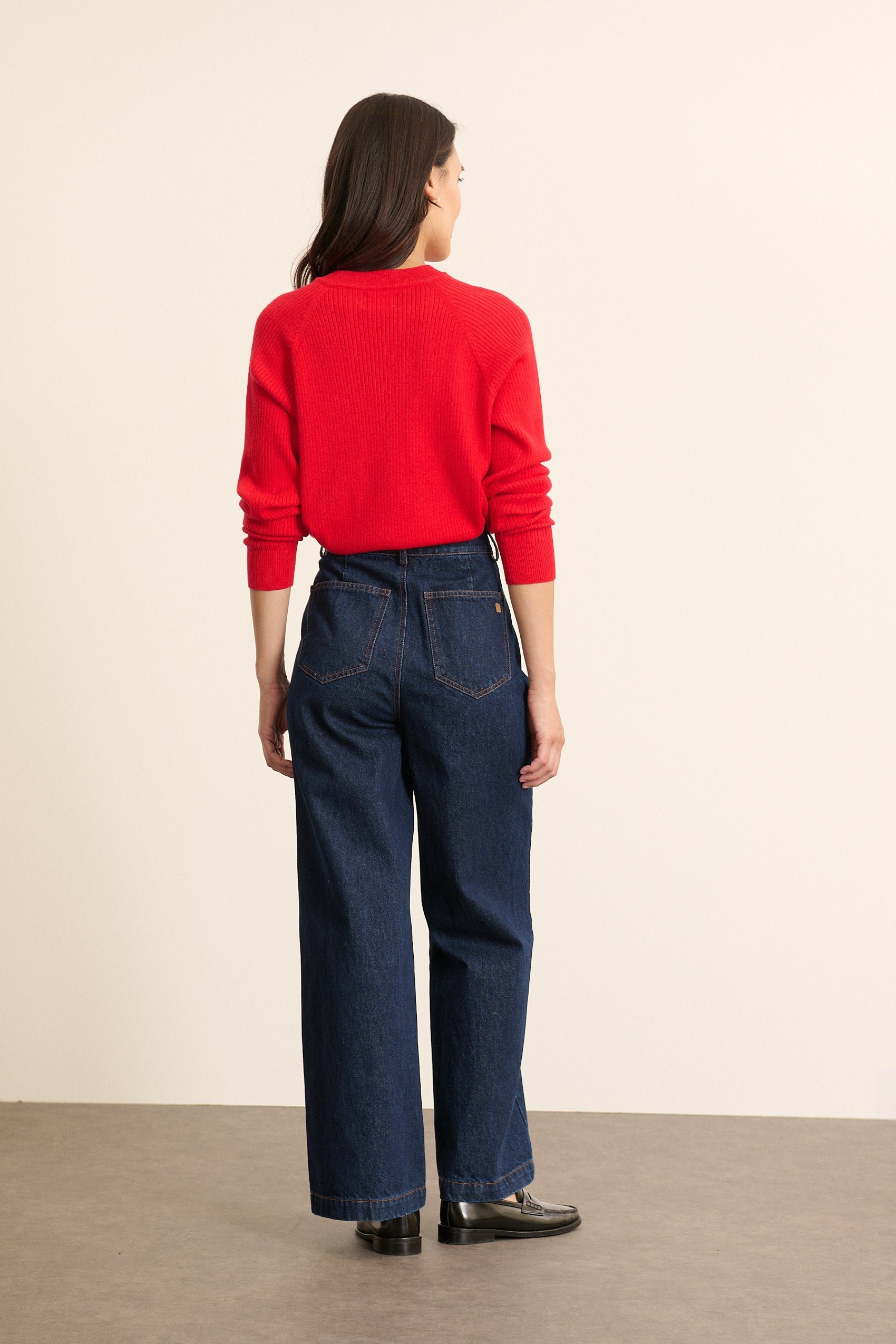 - Straight-leg jeans
- 5 pockets
- Straight cut
- Faded effect GARANCE PARIS Blue
