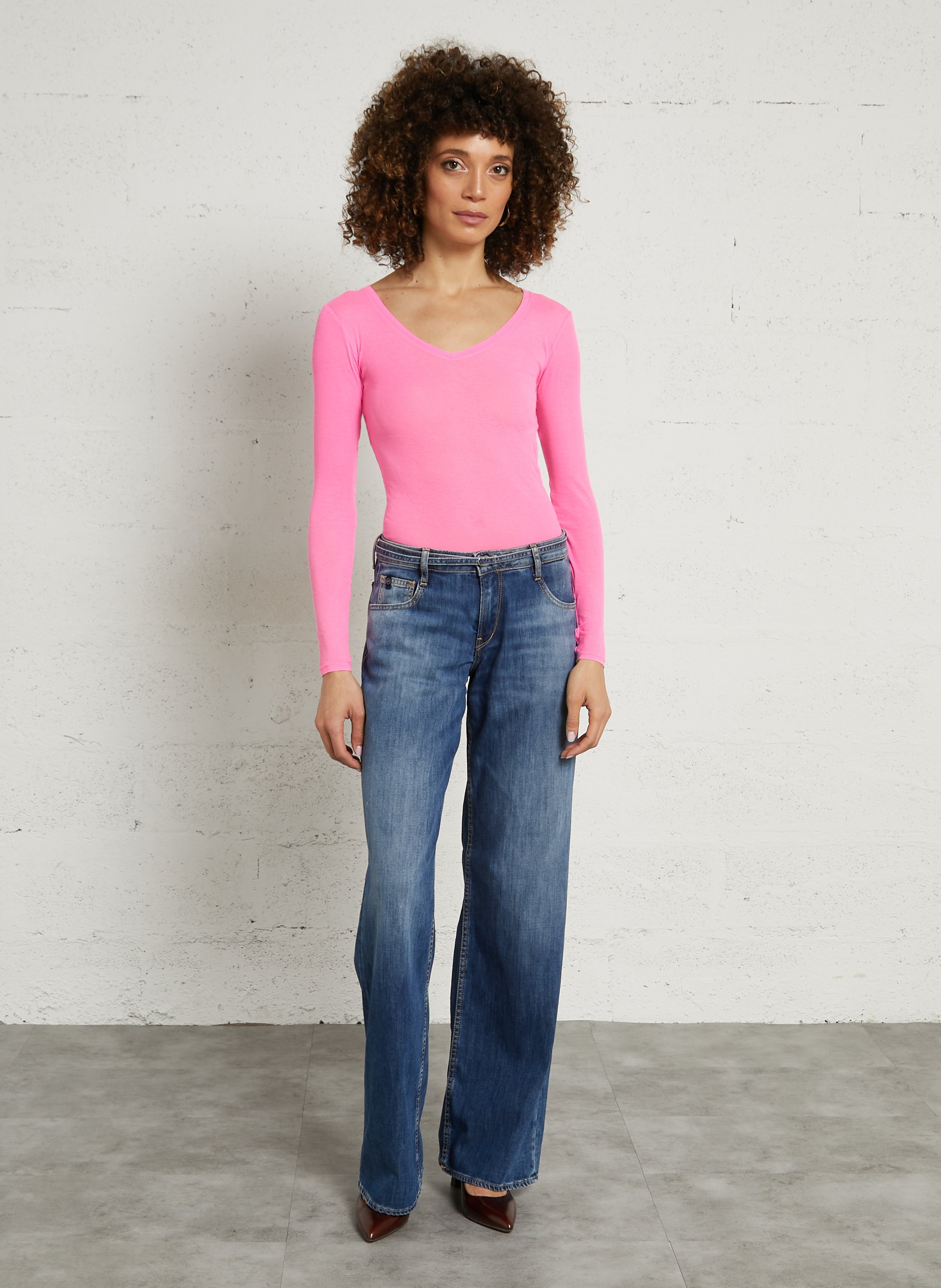 Fitted V-neck cotton t-shirt AMERICAN VINTAGE Pink