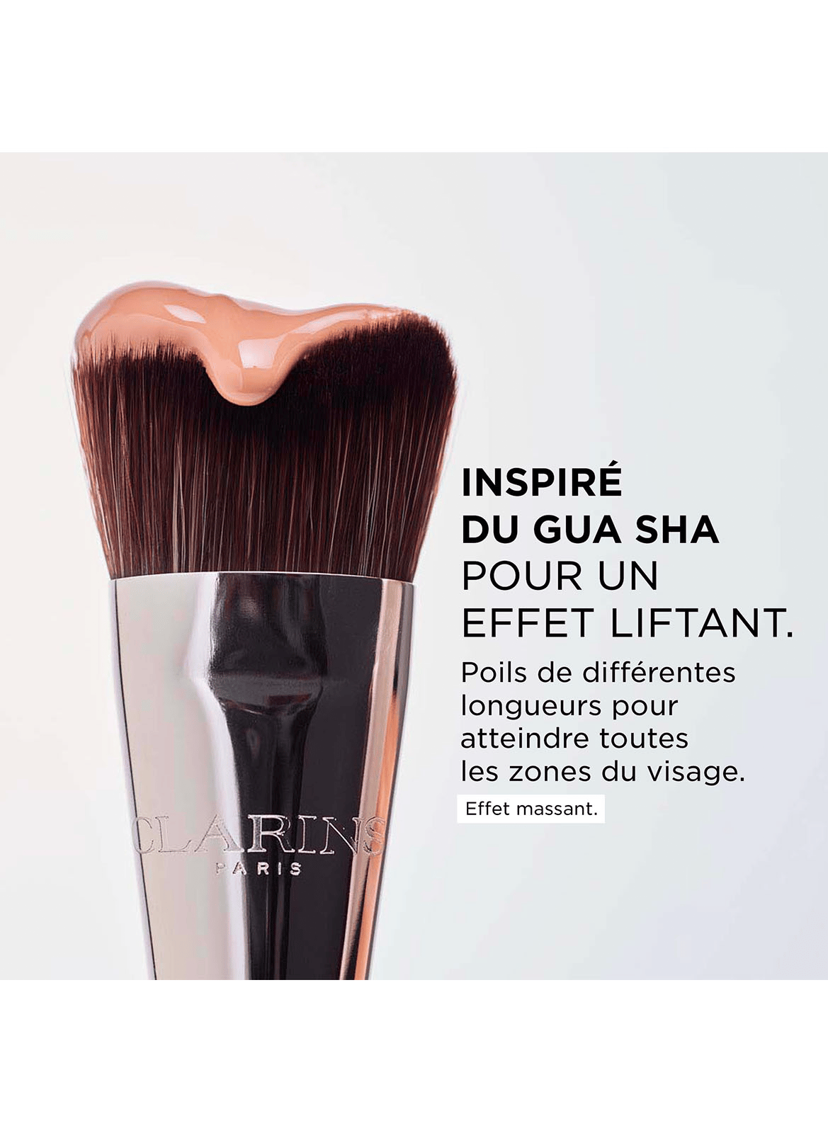 Pinceau Fond de Teint inspiré du Gua Sha CLARINS No color