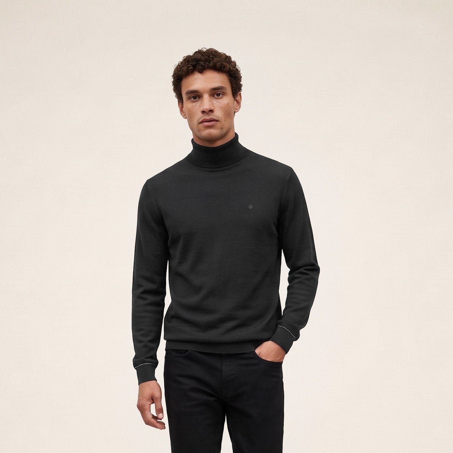 Pull MASSIA Essentiel black high-neck sweater SERGE BLANCO Black