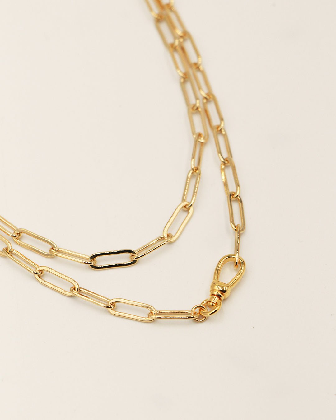 Long necklace NILAI Golden