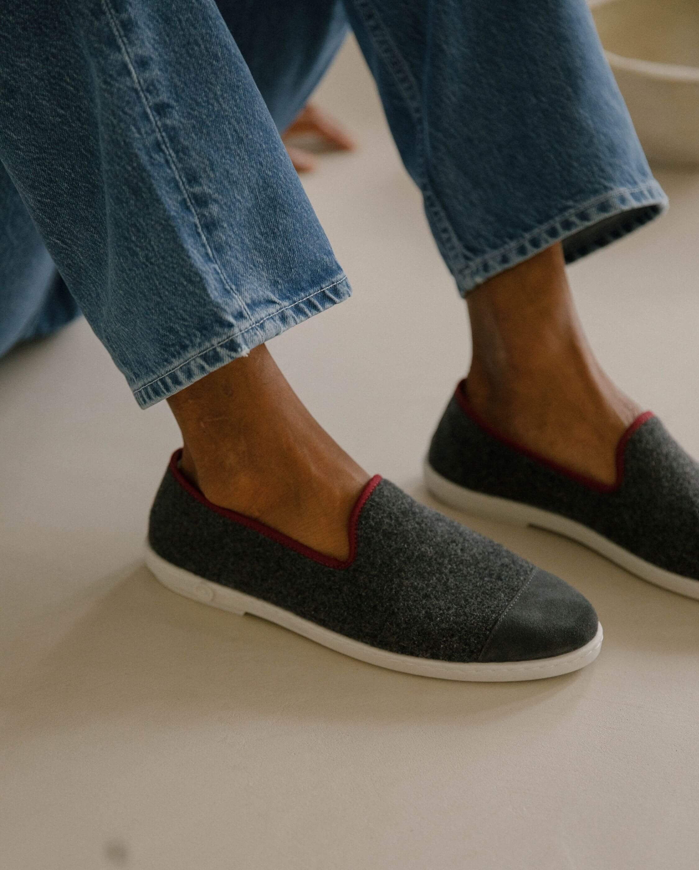 Men's wool slipper, gray burgundy ANGARDE Grey