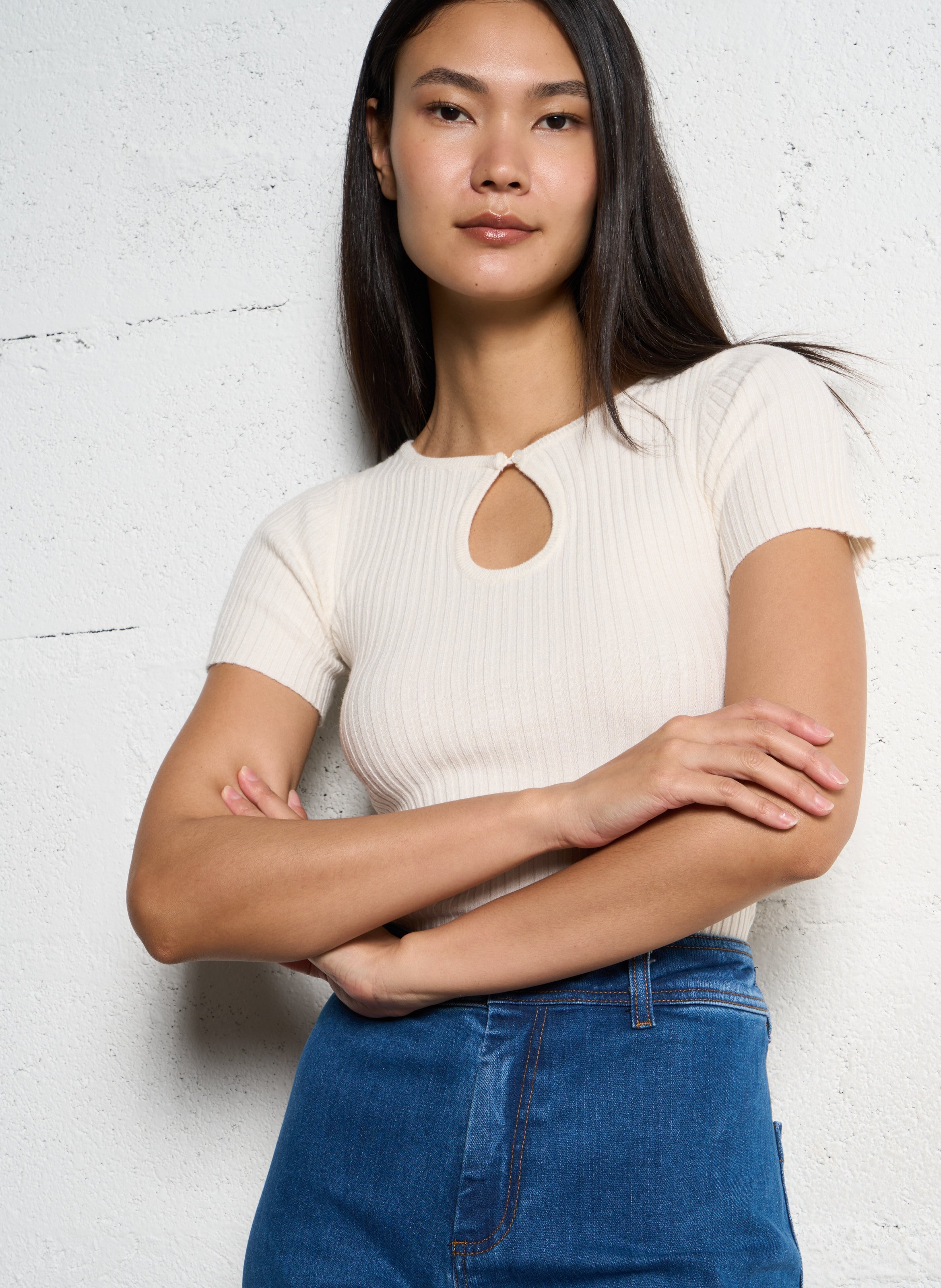 Pull moulant col rond LA PETITE ETOILE Beige