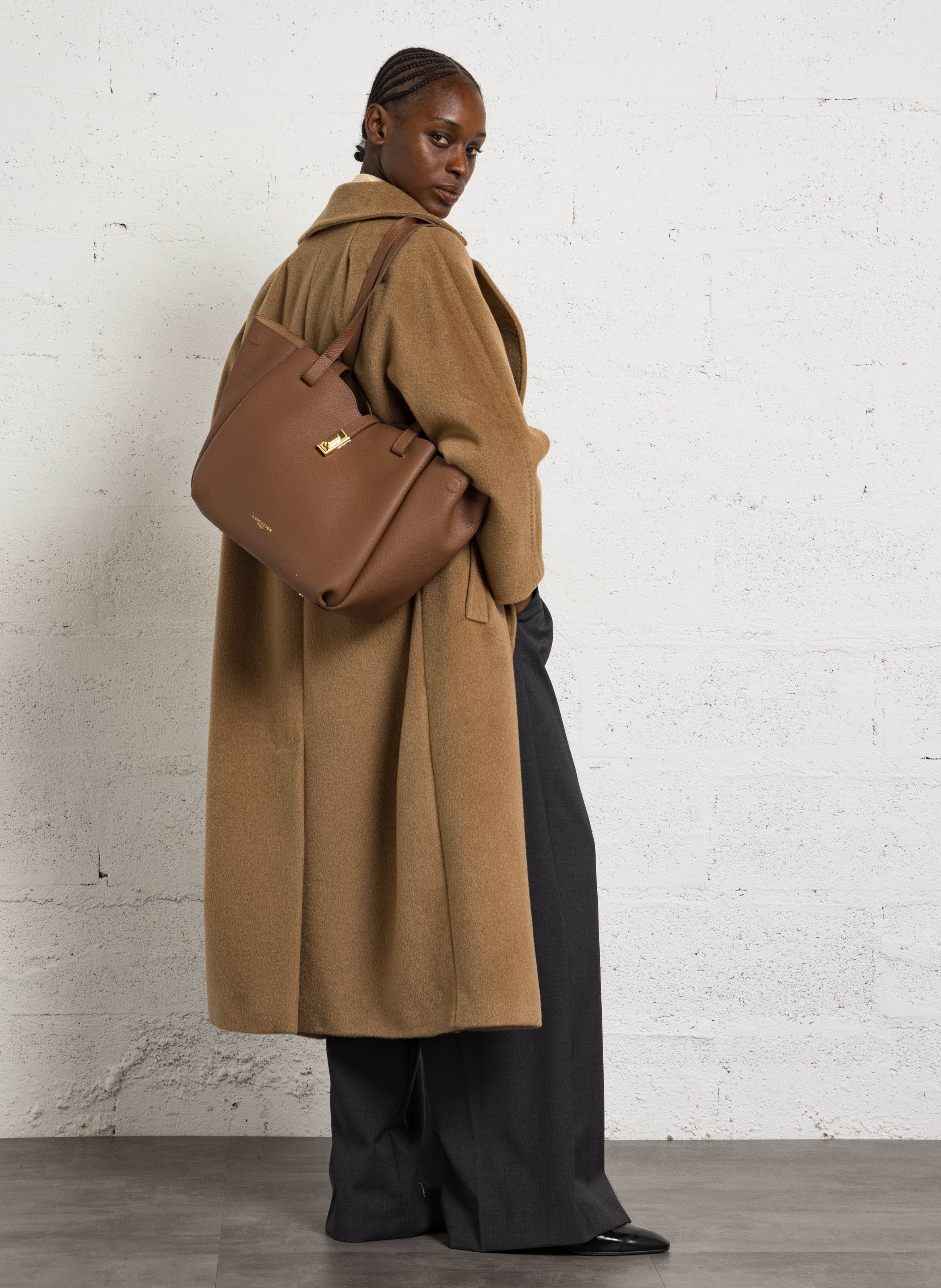Shopper aus genarbtem Leder LANCASTER PARIS Braun