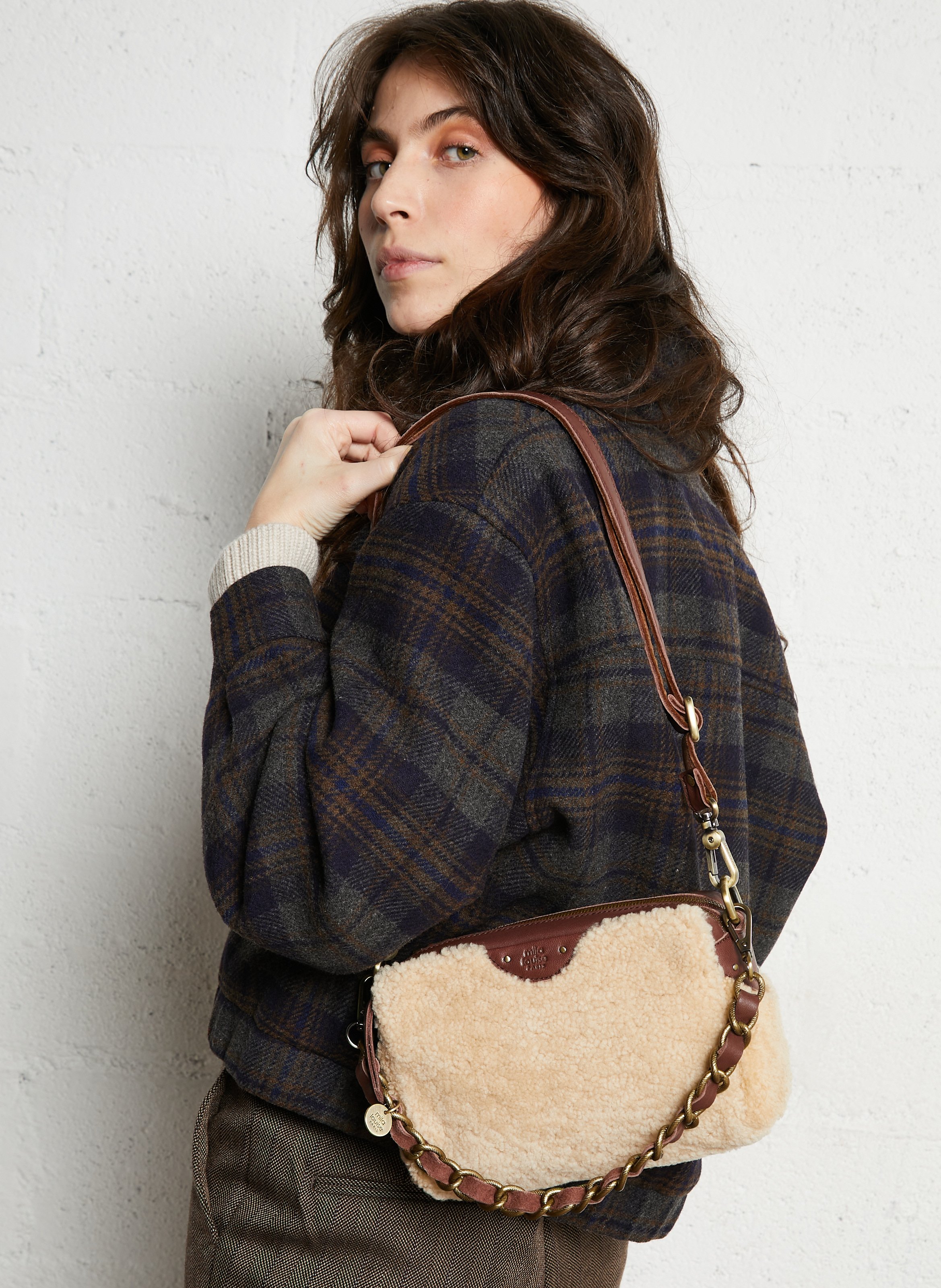 Schoudertas van twee materialen MILA LOUISE Bruin