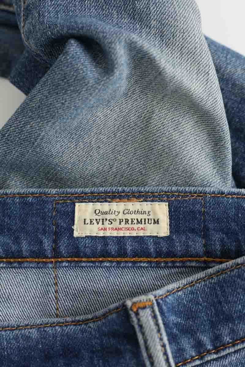 - Straight-leg jeans
- 5 pockets
- Straight cut
- Faded effect LEVI'S - Seconde main Blue