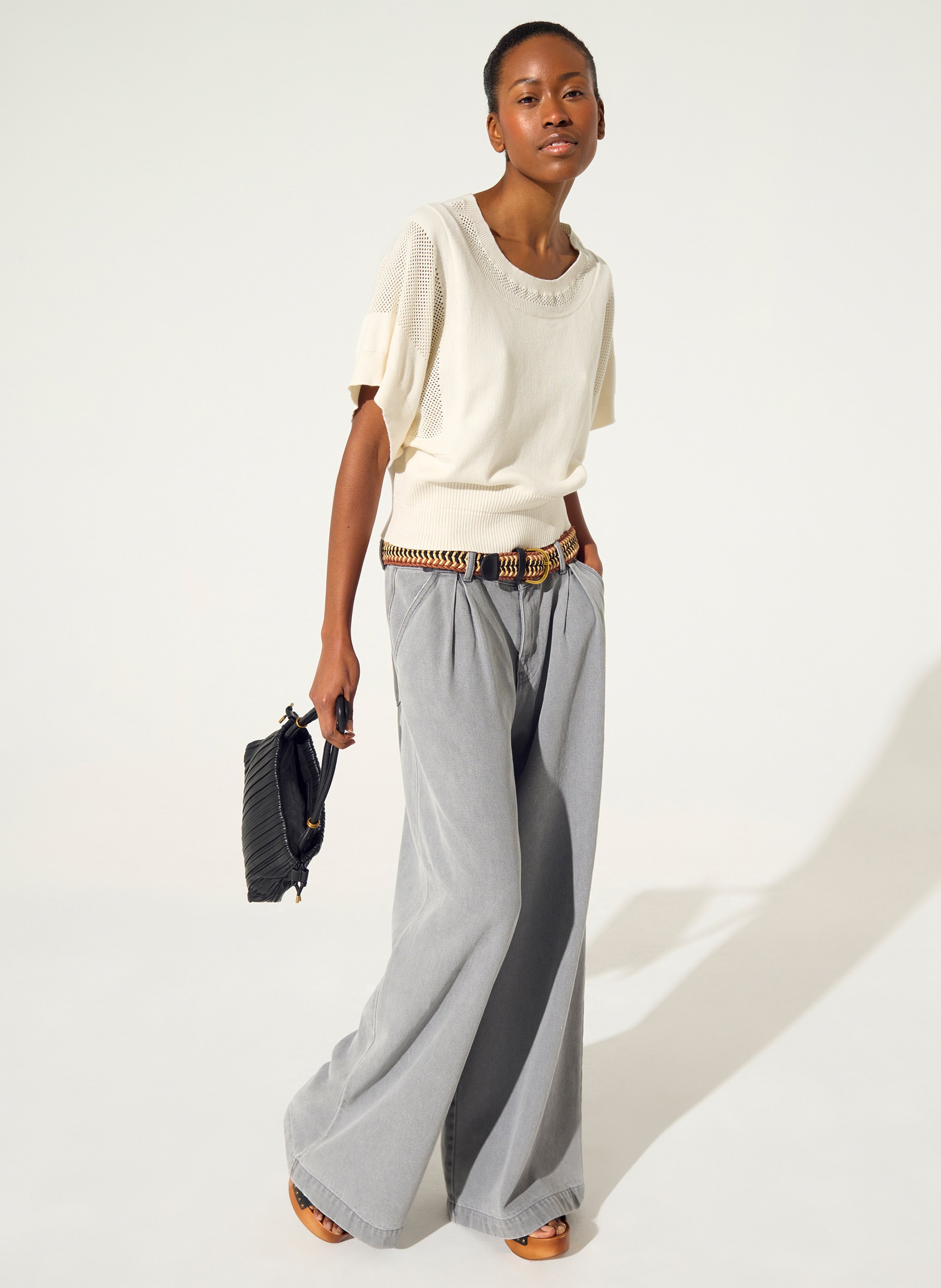 Short round neck plain sweater COTELAC White