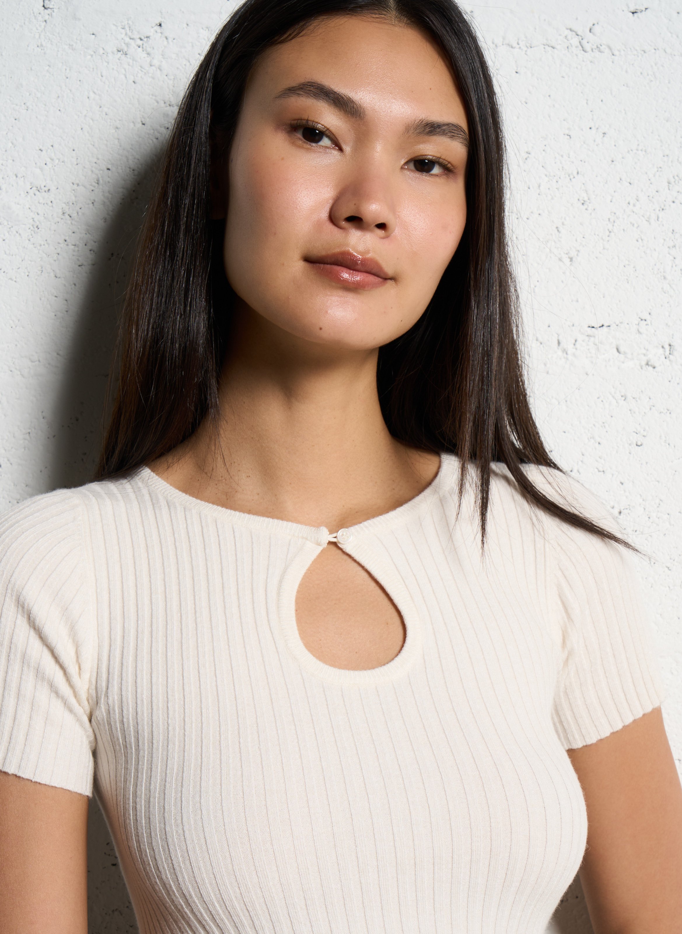 Pull moulant col rond LA PETITE ETOILE Beige