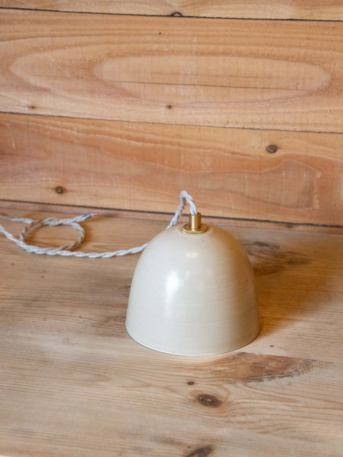 Ceramic suspension n°29 DEBONGOUT Beige