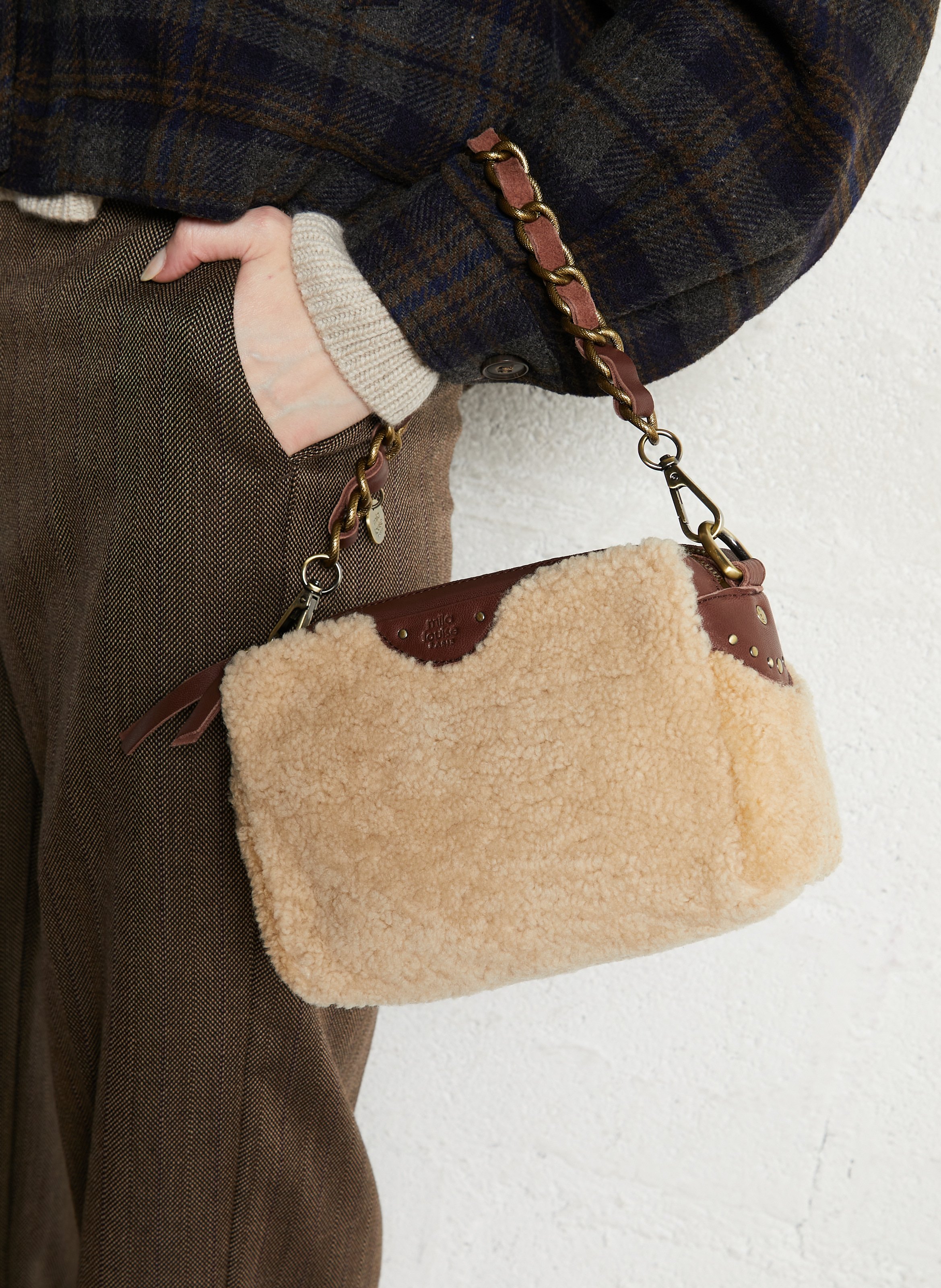 Schoudertas van twee materialen MILA LOUISE Bruin