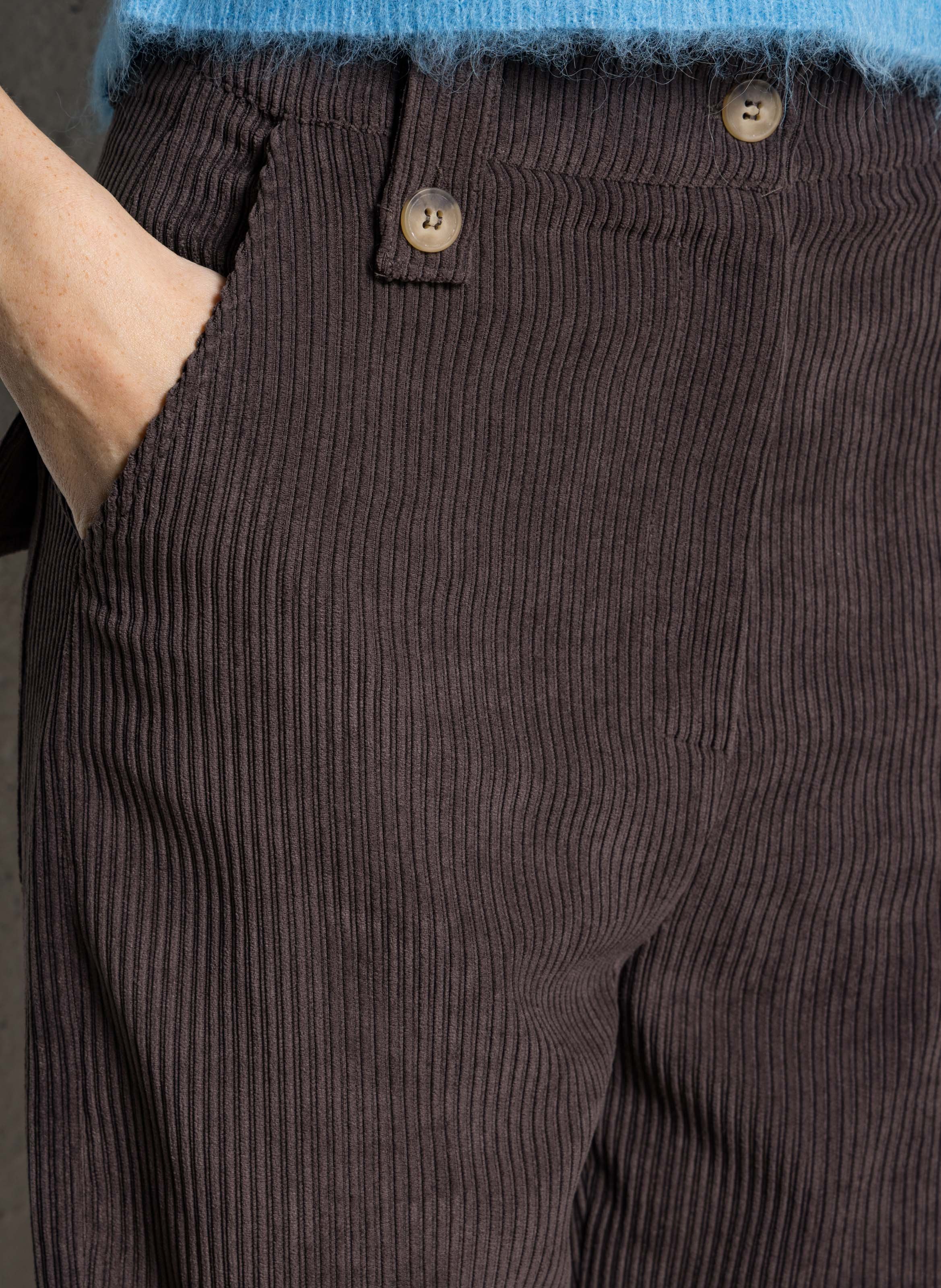 Pantalon droit en velours côtelé  SOPHIE+LUCIE Marron