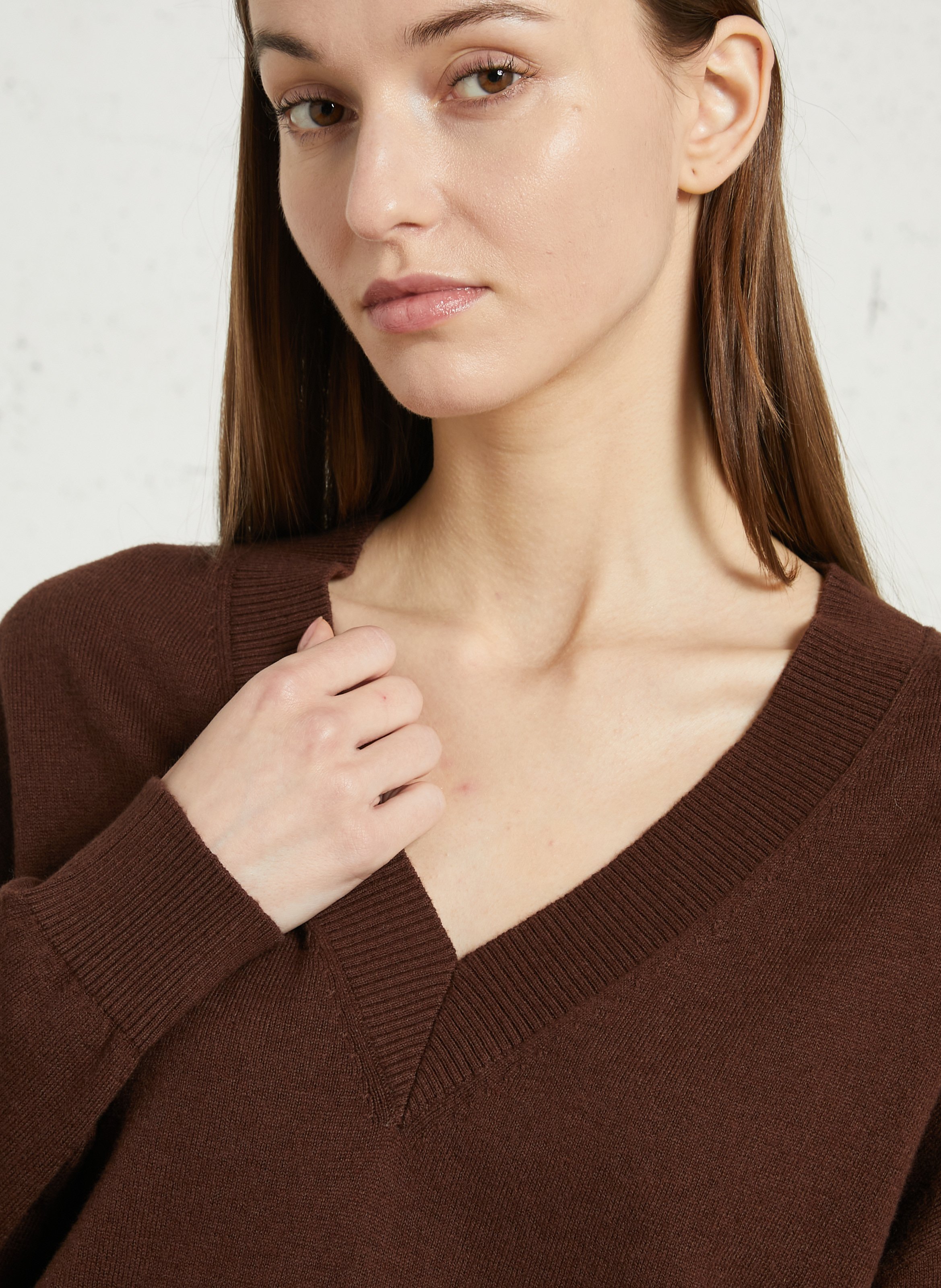 Pull col V manches longues uni SUD EXPRESS Marron