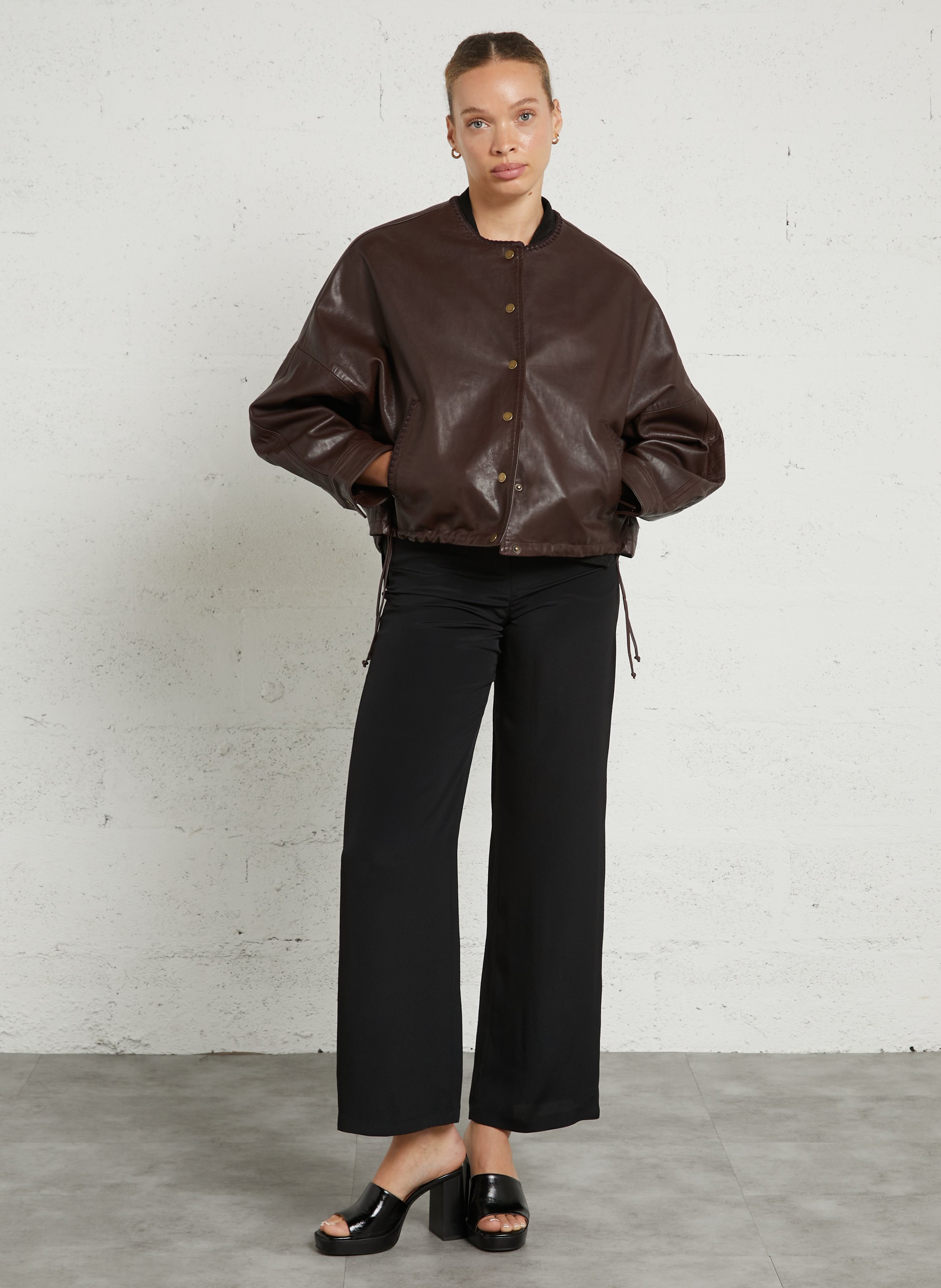 Wide-leg five-pocket trousers MOMONI Black