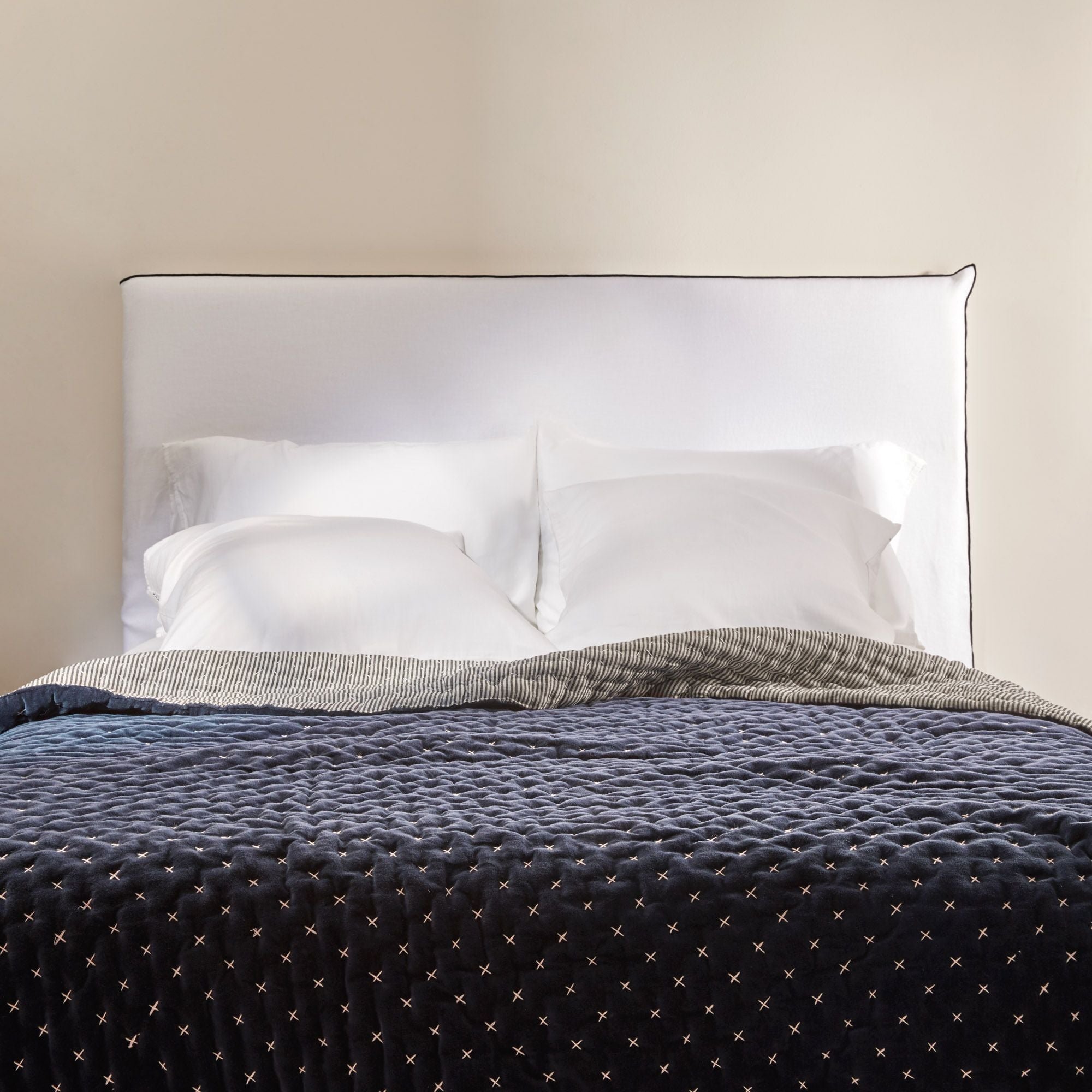 Quilted bedspread MADURA Blue