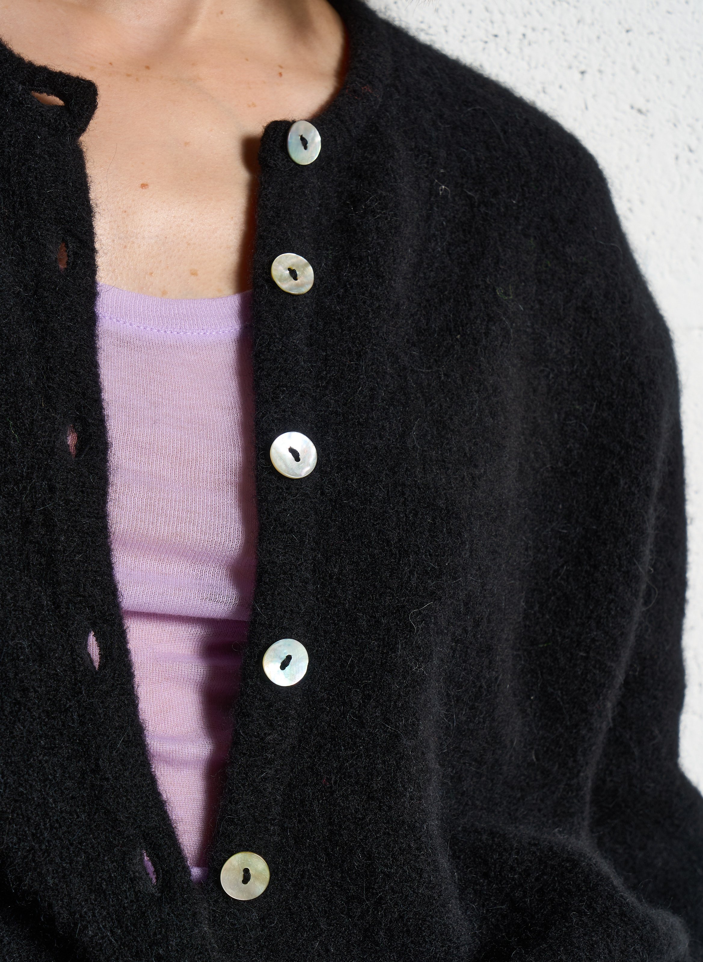 Wollmix-Strickjacke mit Rundhalskragen AMERICAN VINTAGE Schwarz