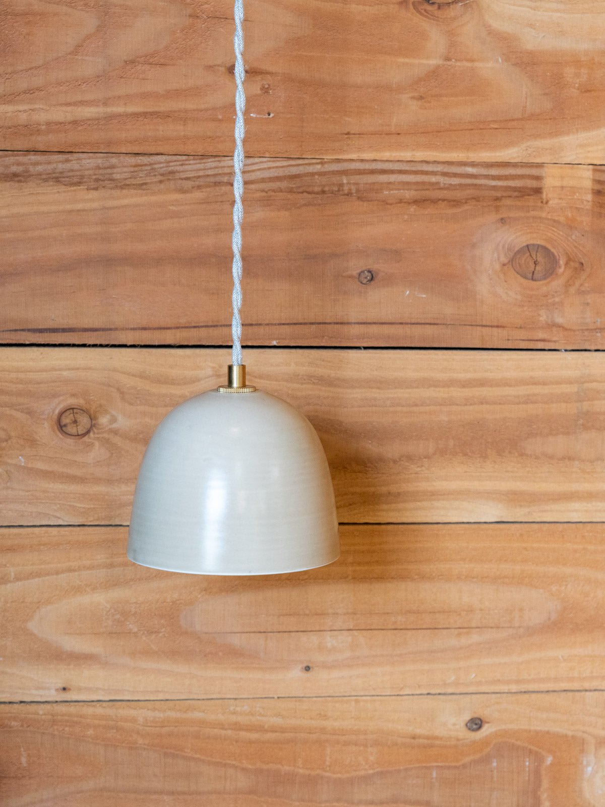 Ceramic suspension n°29 DEBONGOUT Beige