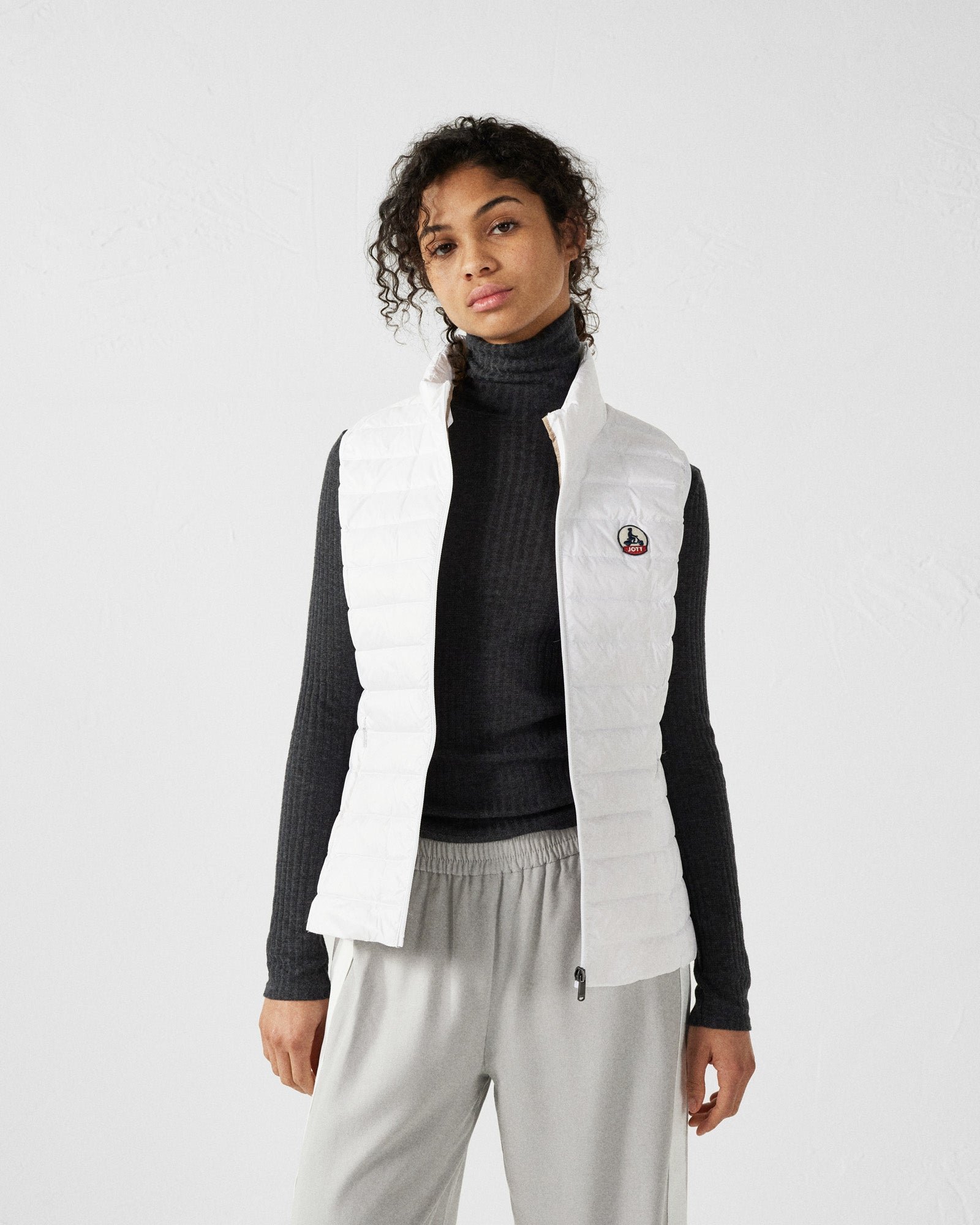Sleeveless lightweight down vest seda JOTT White